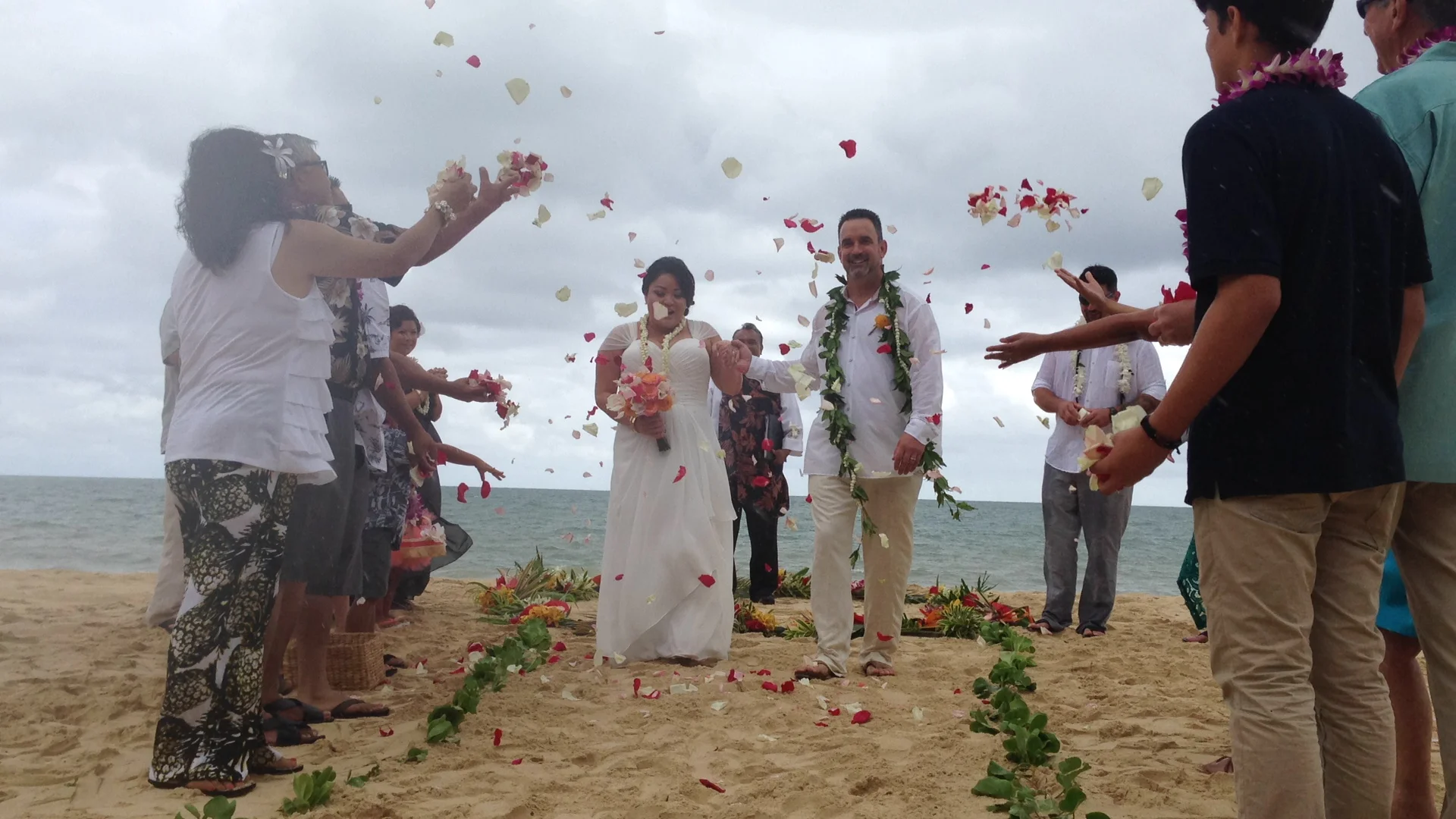 7-waimanalo-beach-ceremony.JPG