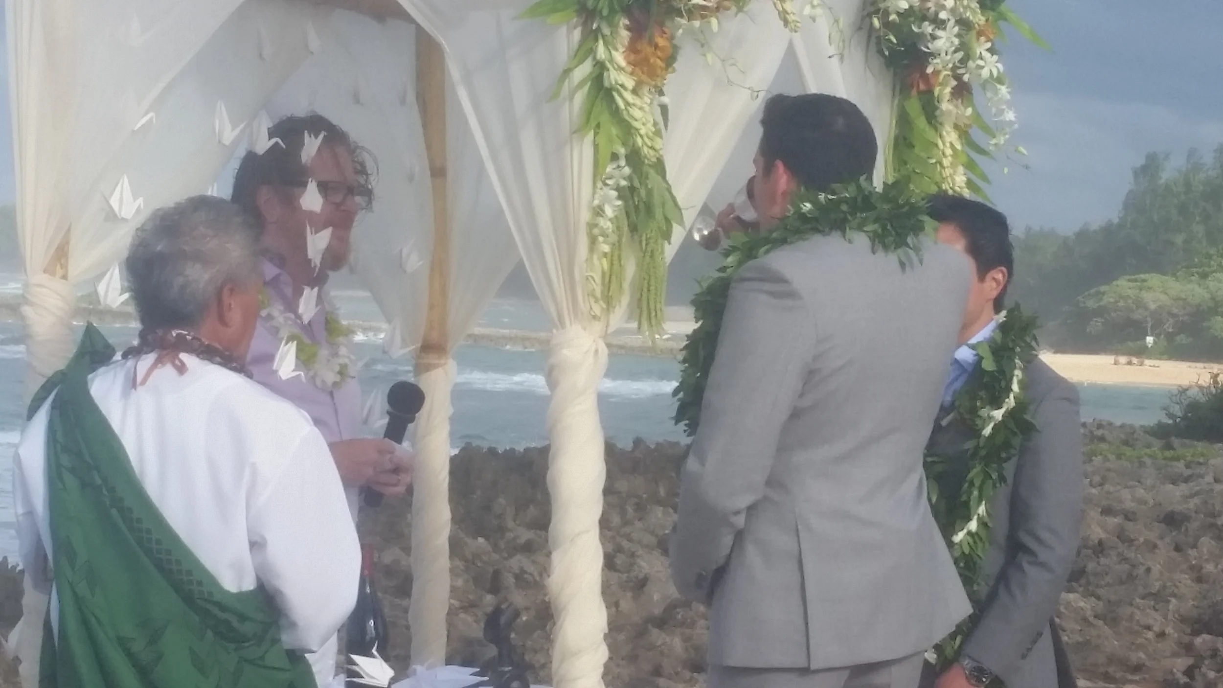 8-turtle-bay-resort-outdoor-ceremony.jpg