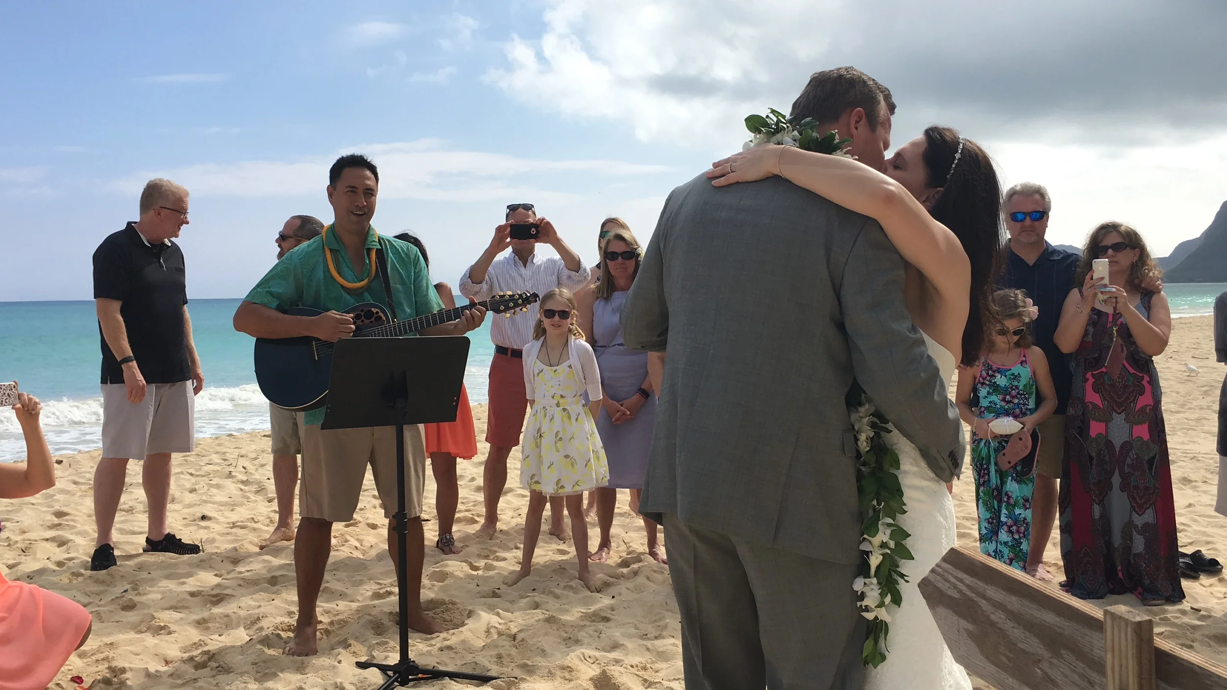 27-oahu-beach-hawaii-wedding.JPG