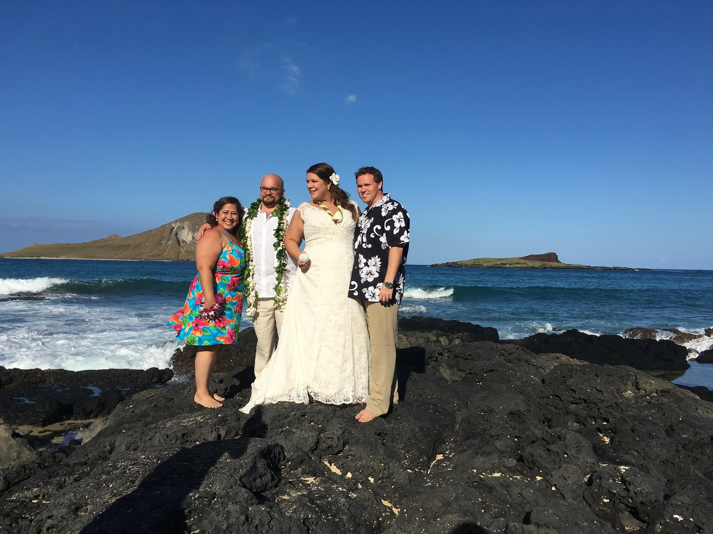 38-small-hawaii-beach-wedding.JPG