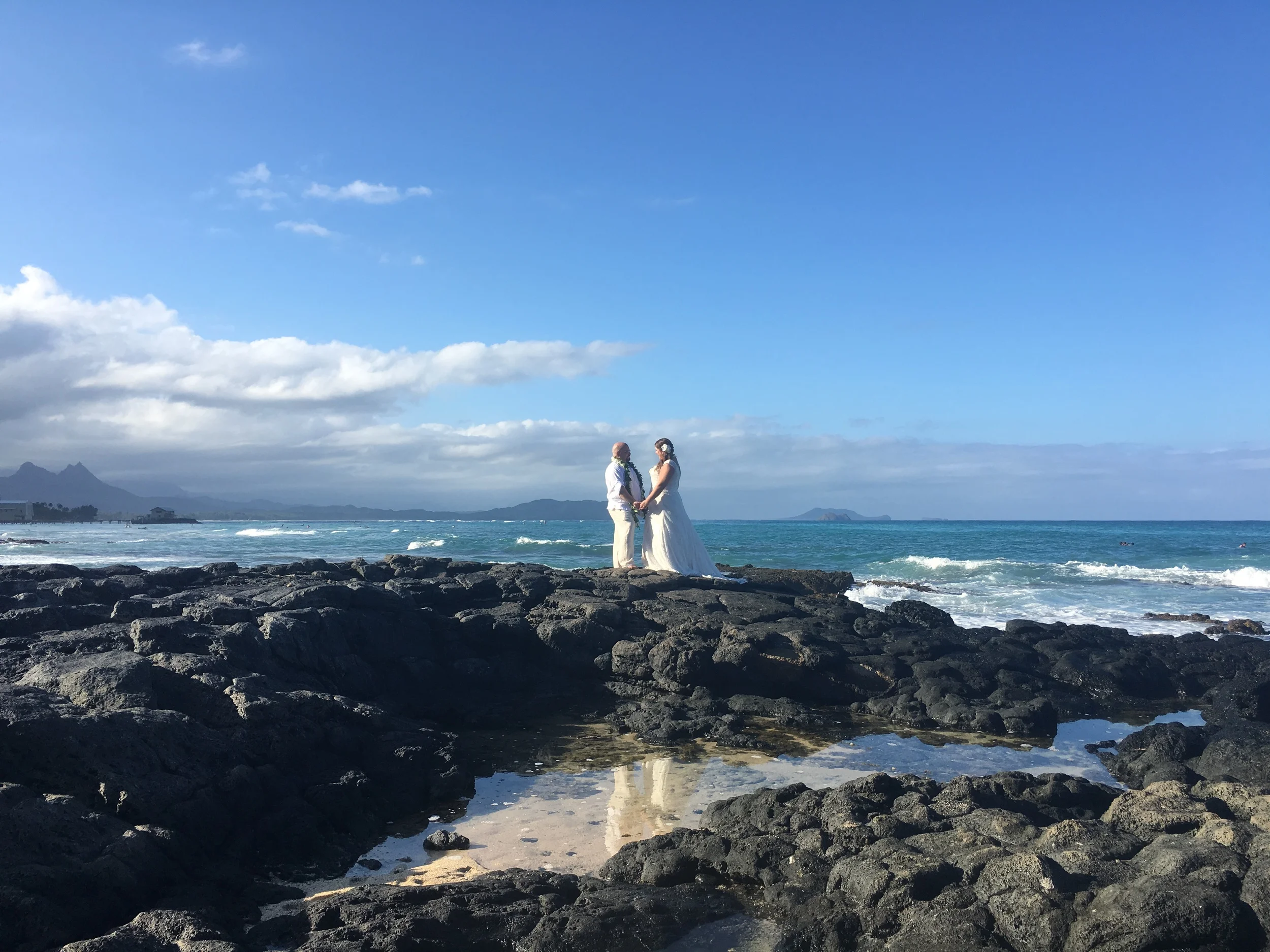 39-small-hawaii-beach-wedding.JPG