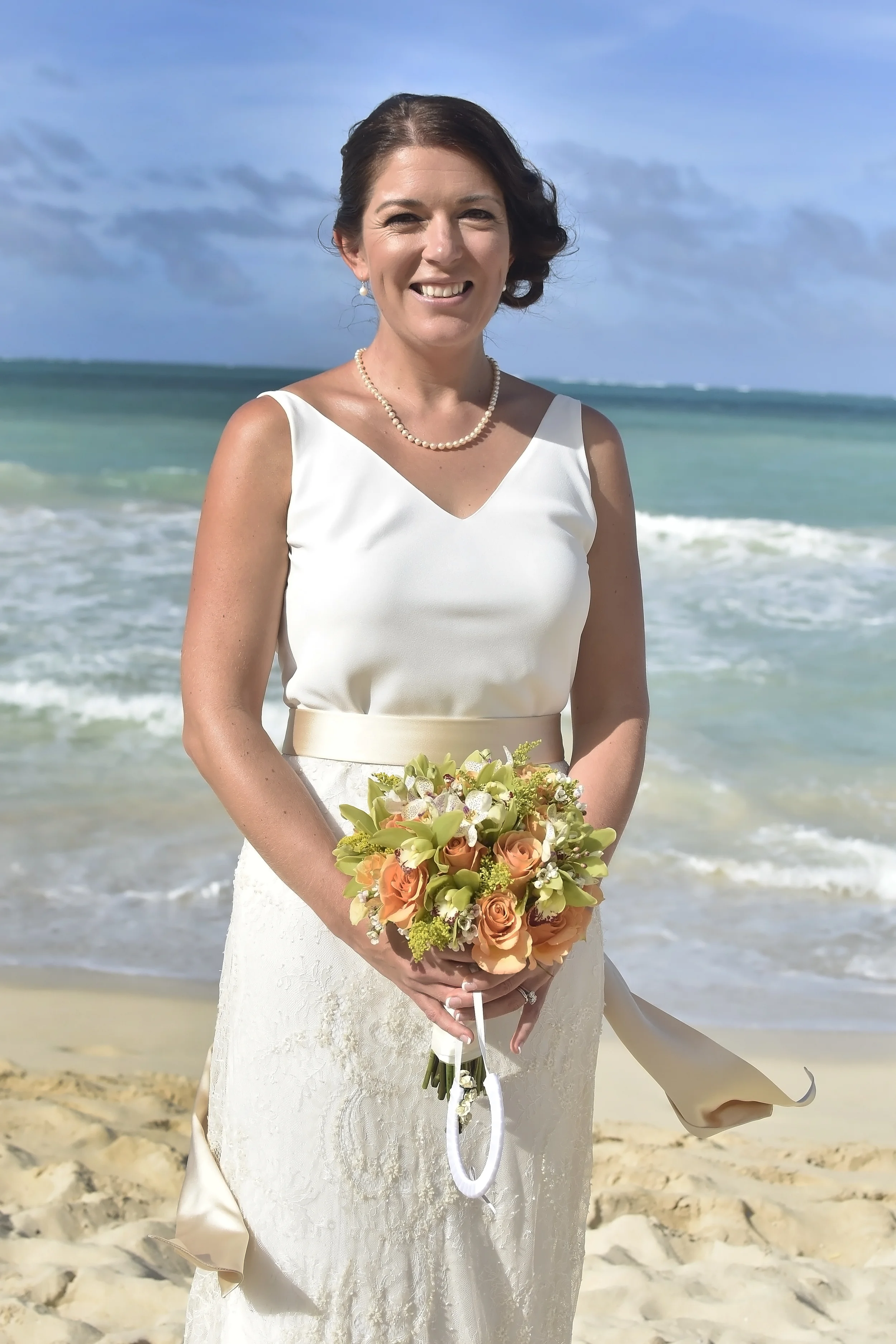 30-waimanalo-beach-wedding-hawaii.jpg