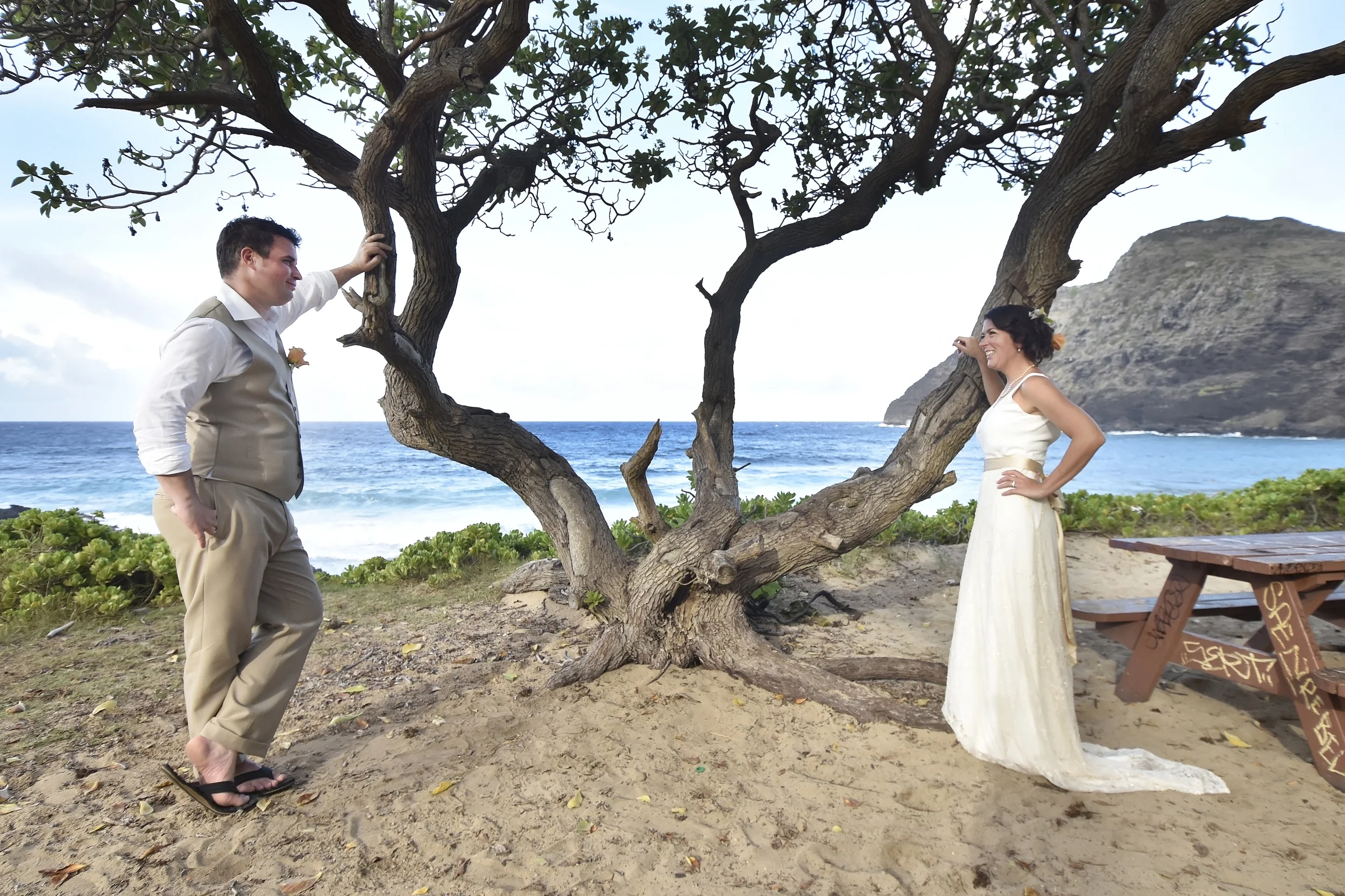 43-waimanalo-beach-wedding-hawaii.jpg