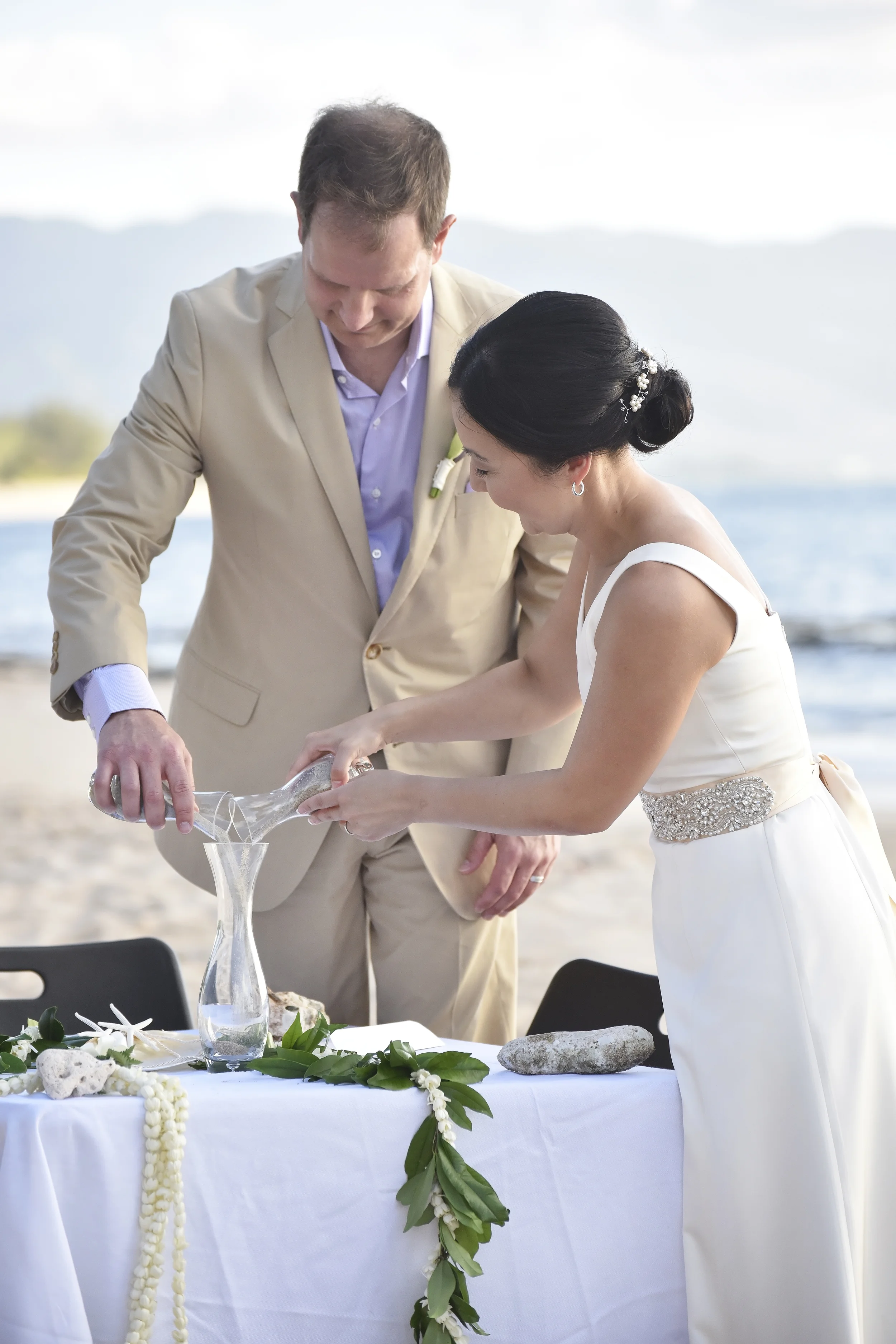23-papailoa-beach-north-shore-wedding.jpg