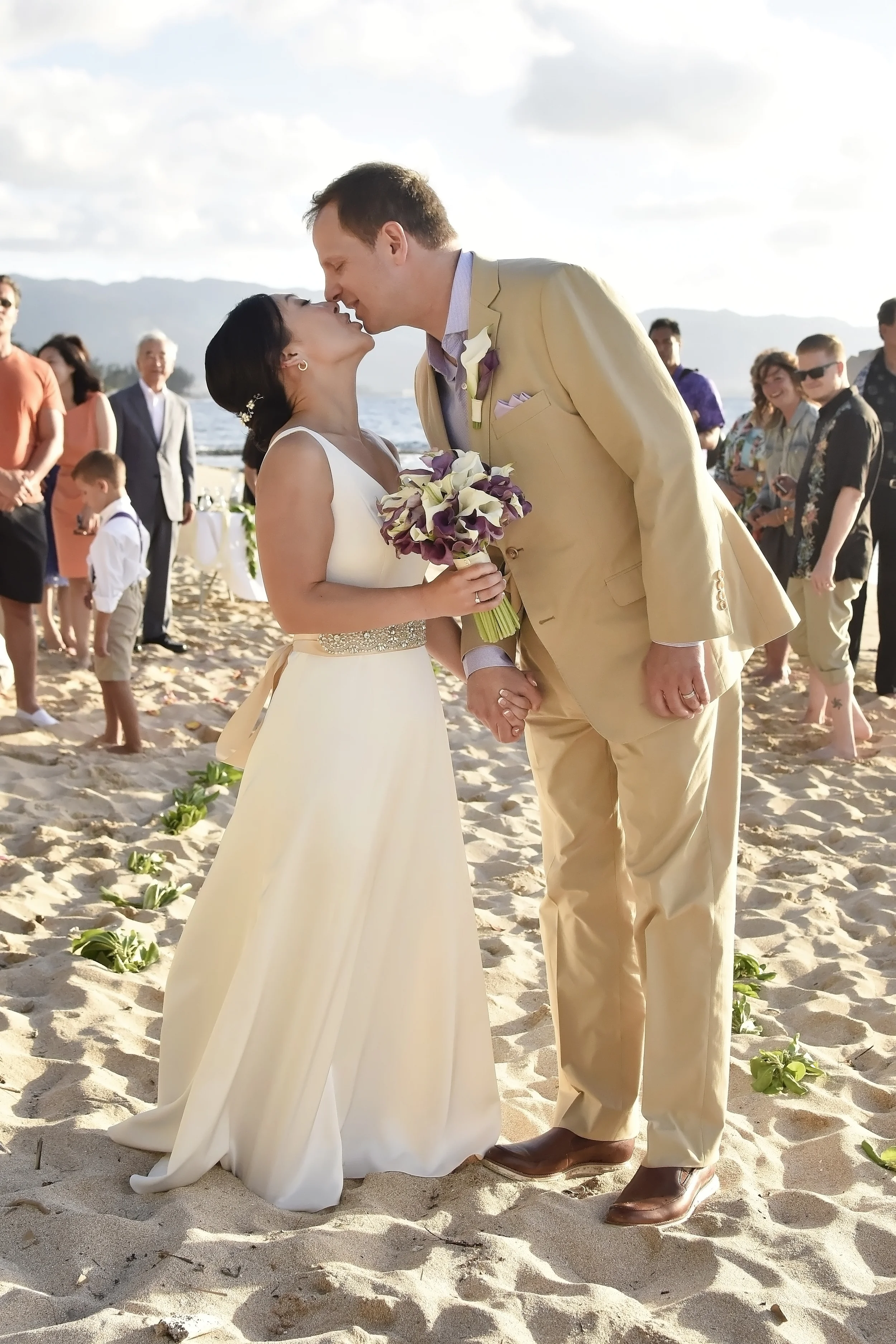 29-papailoa-beach-north-shore-wedding.jpg