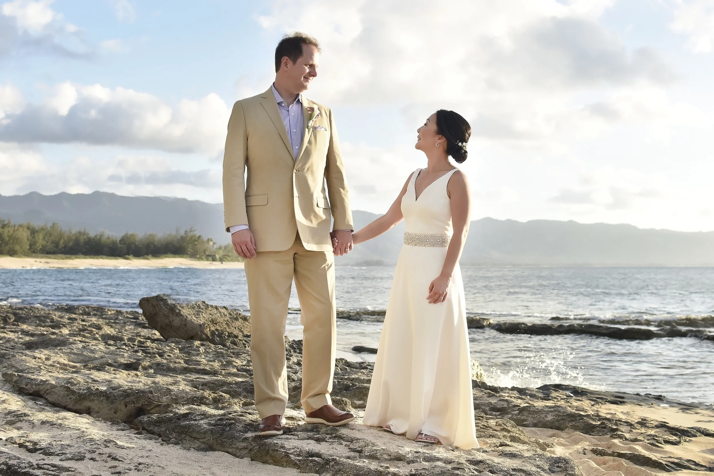32-papailoa-beach-north-shore-wedding.jpg