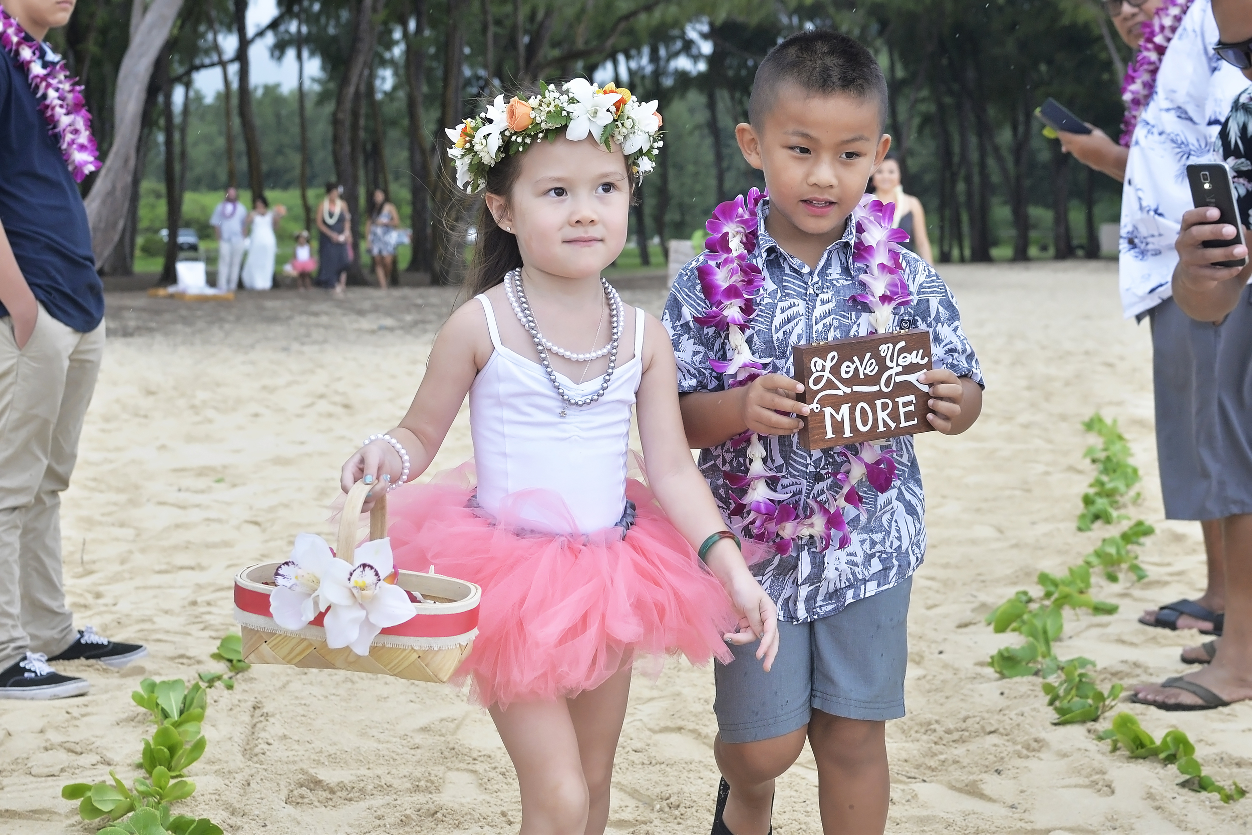3-waimanalo-beach-hawaii-wedding.jpg