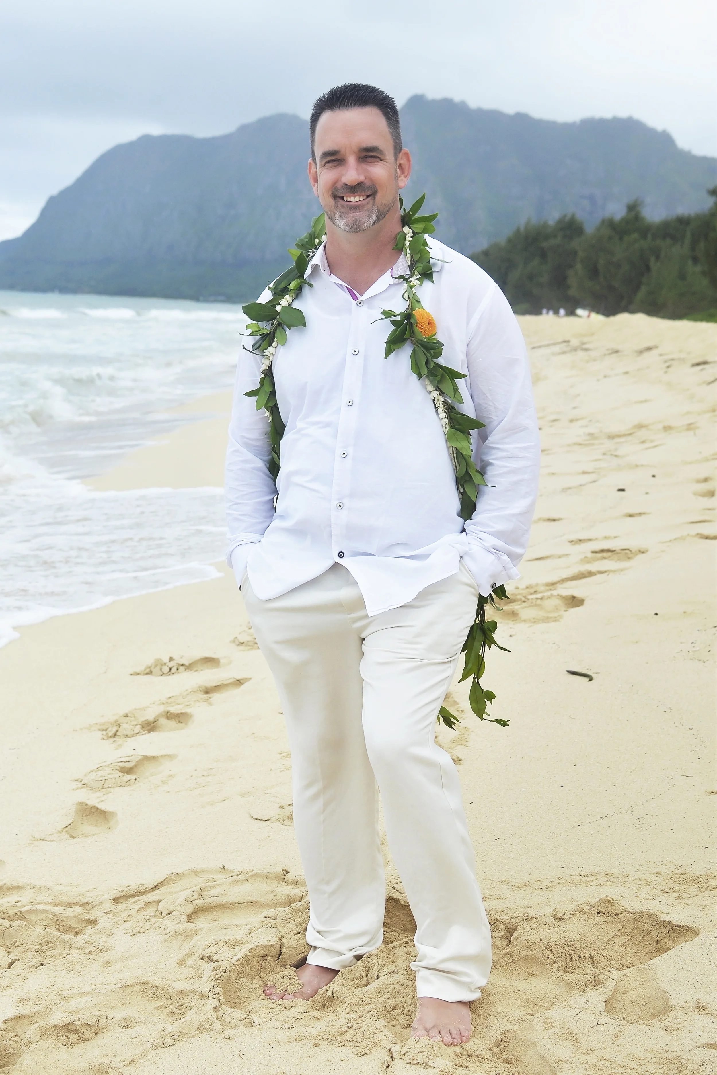29-waimanalo-beach-hawaii-wedding.jpg