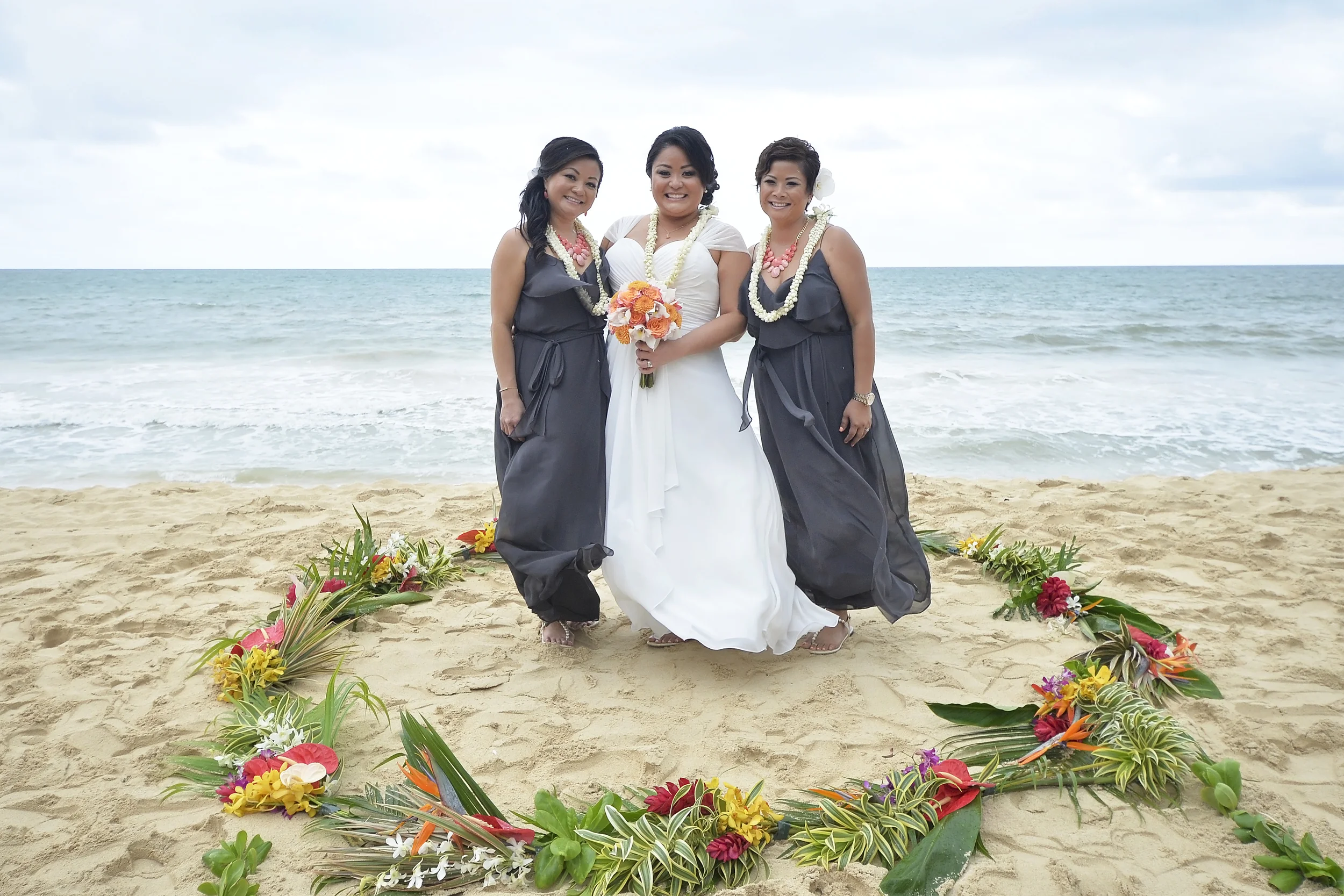 31-waimanalo-beach-hawaii-wedding.jpg