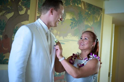 28-hawaii-kai-estate-wedding.jpg