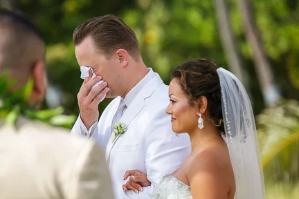 59-banyan-tree-estate-hawaii-wedding-ceremony.jpg