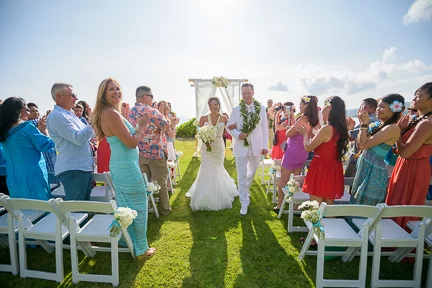81-banyan-tree-estate-hawaii-wedding-ceremony.jpg