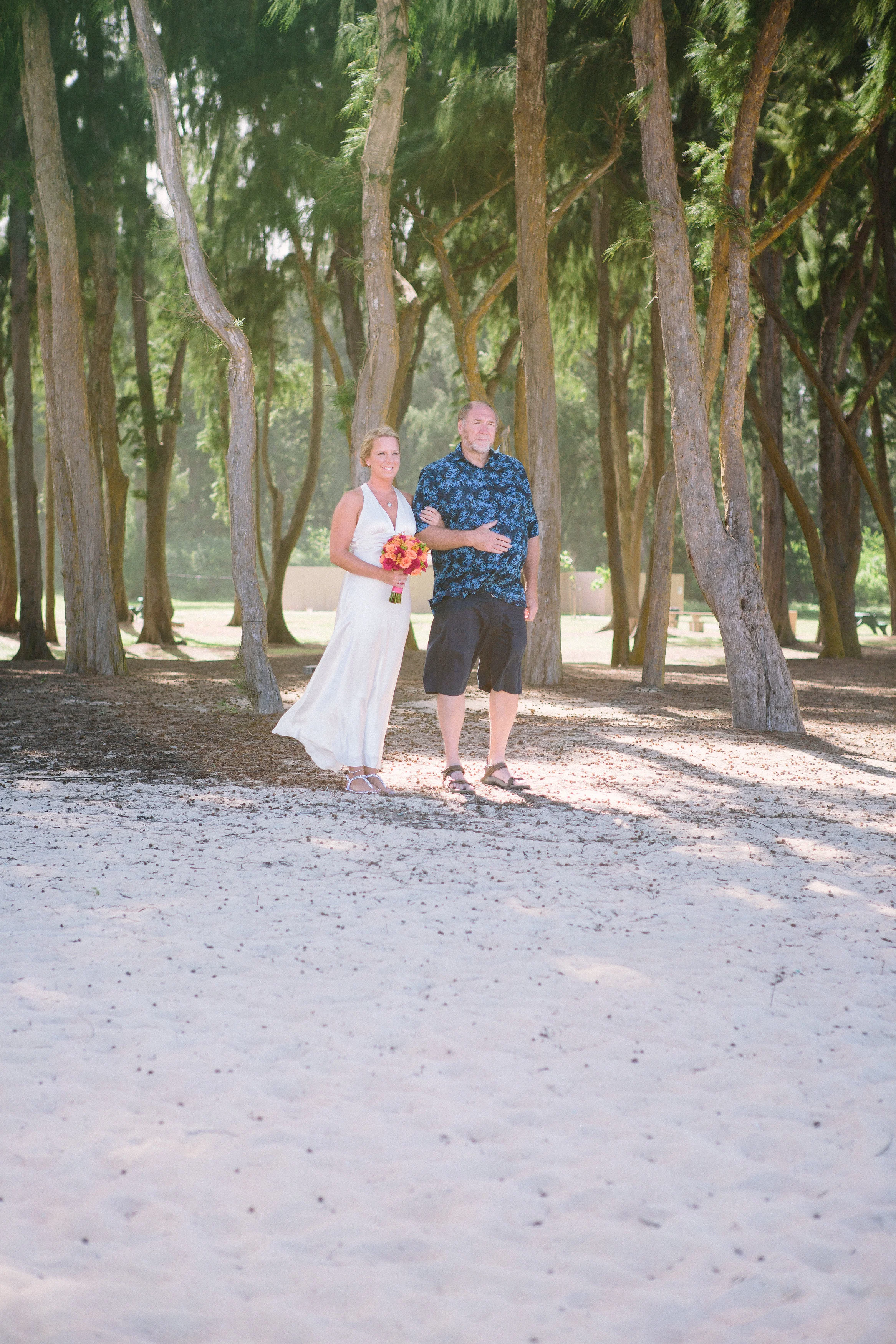 3-waimanalo-bay-beach-wedding.jpg
