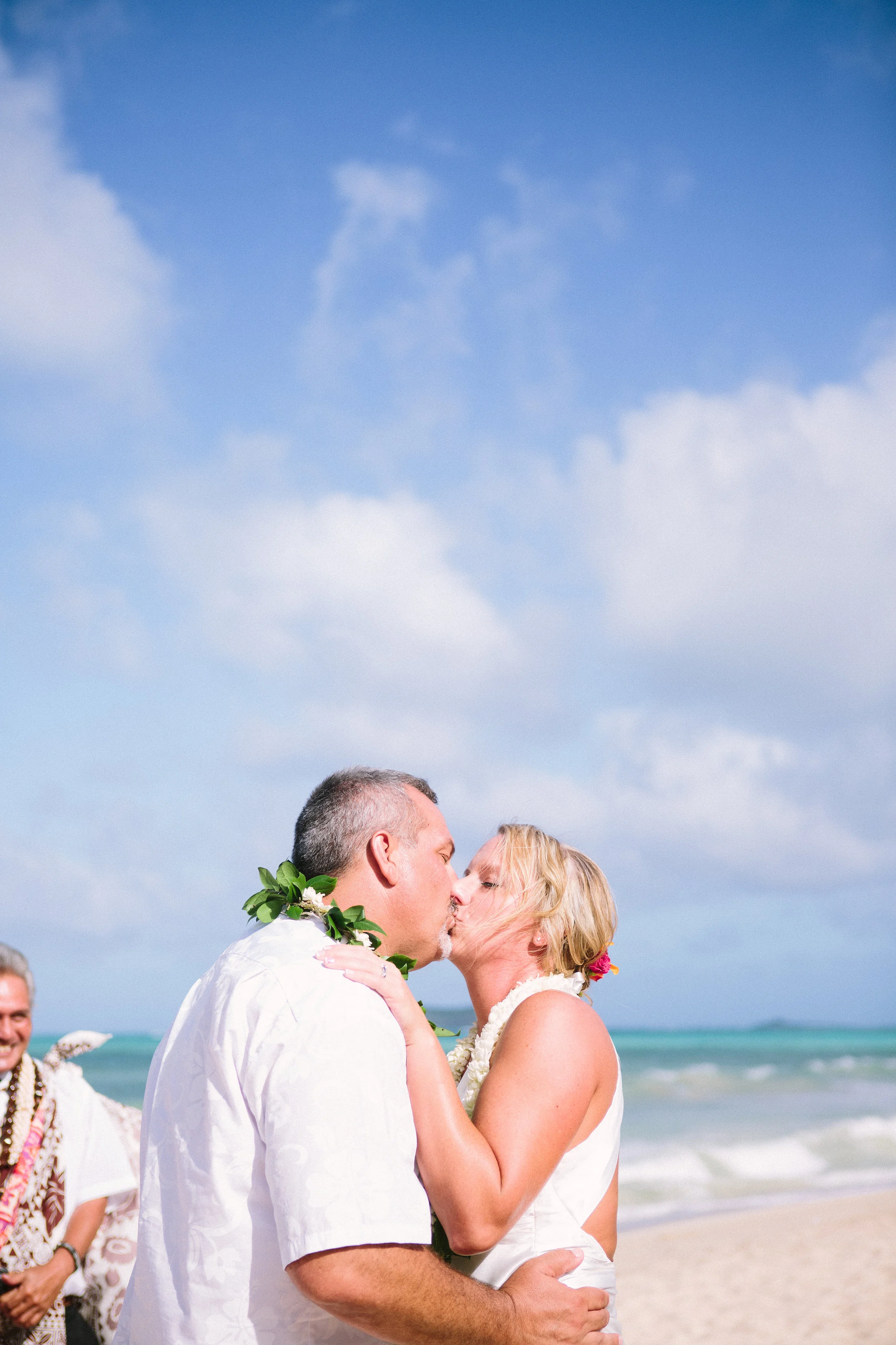 7-waimanalo-bay-beach-wedding.jpg