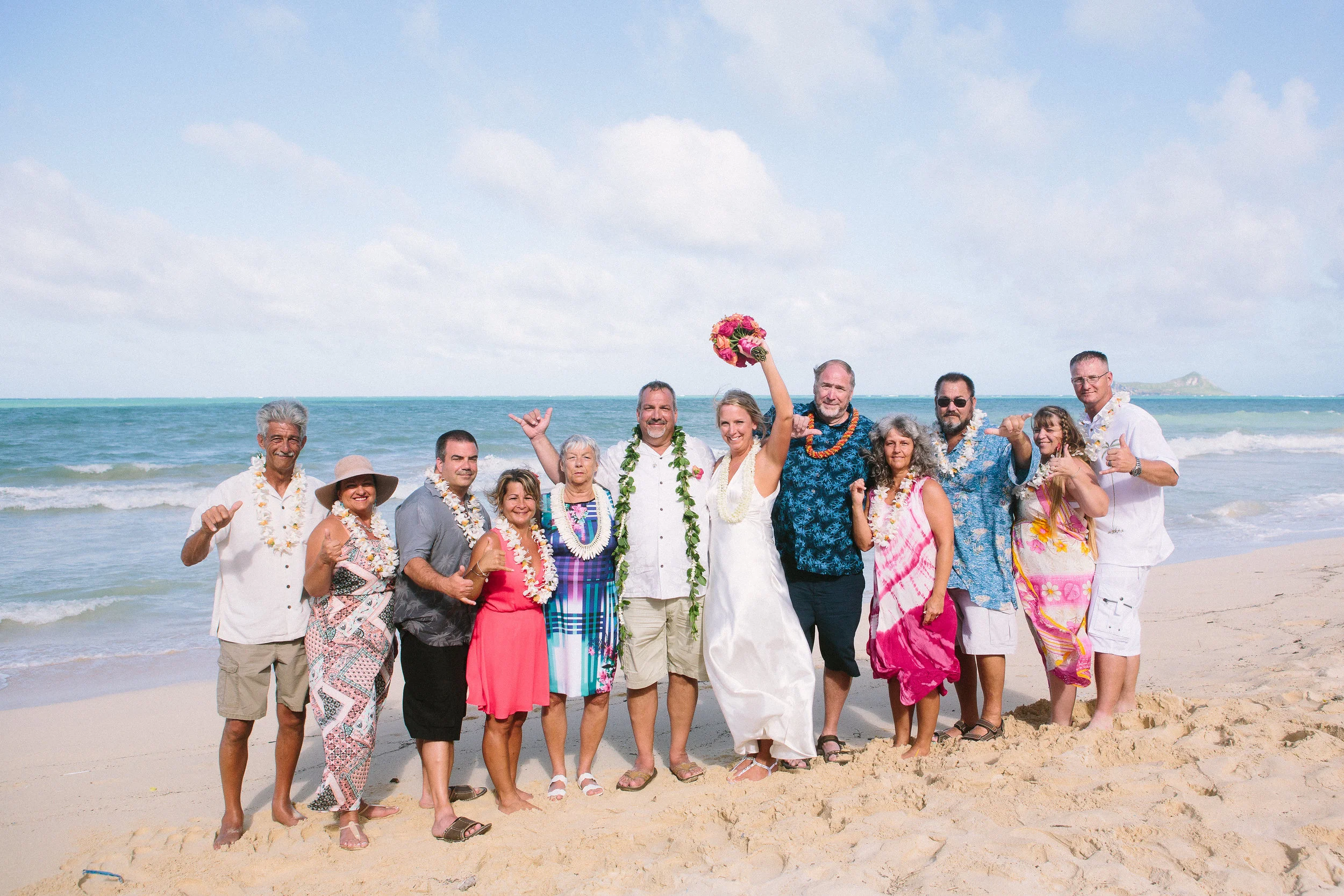 14-waimanalo-bay-beach-wedding.jpg