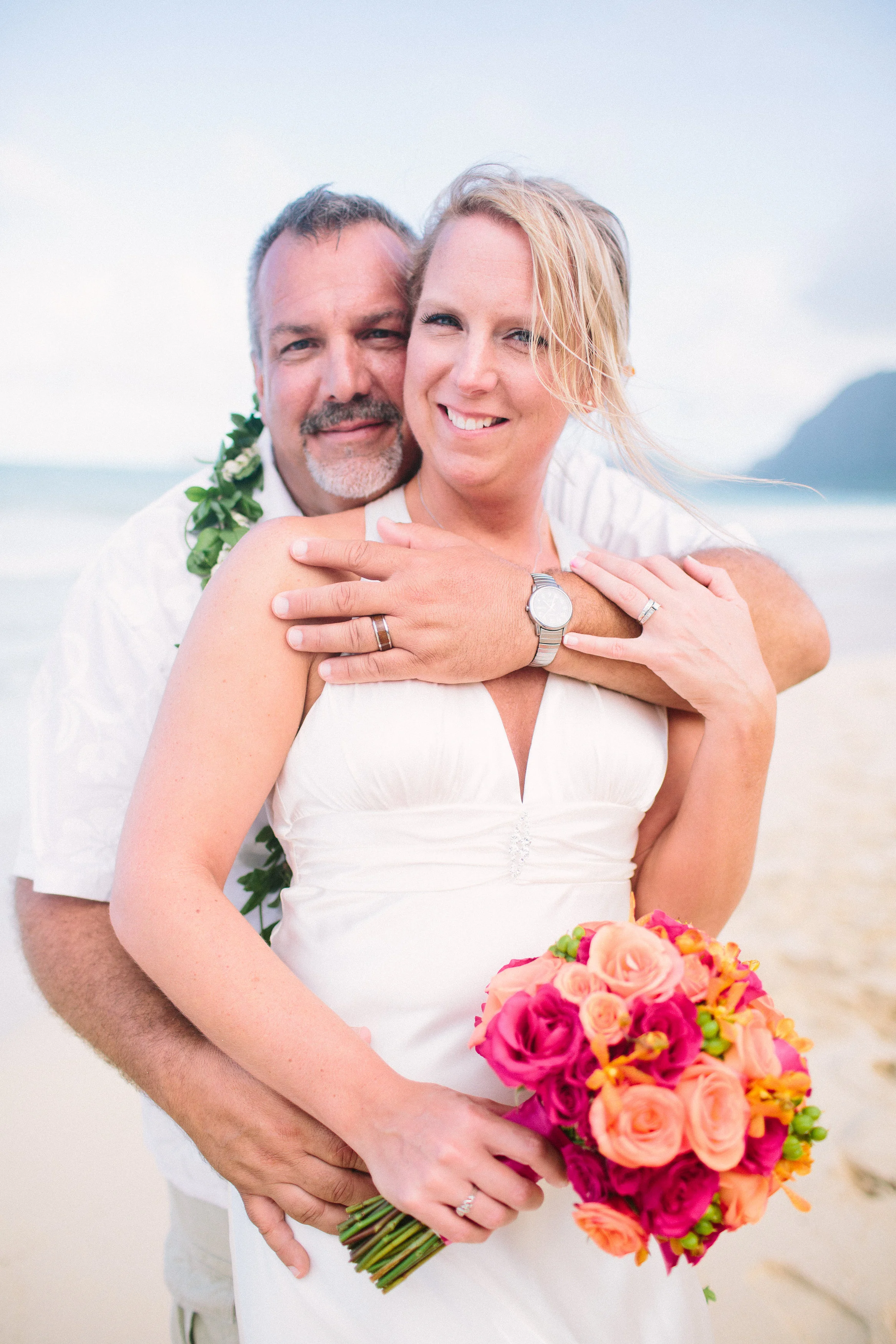 29-waimanalo-bay-beach-wedding.jpg