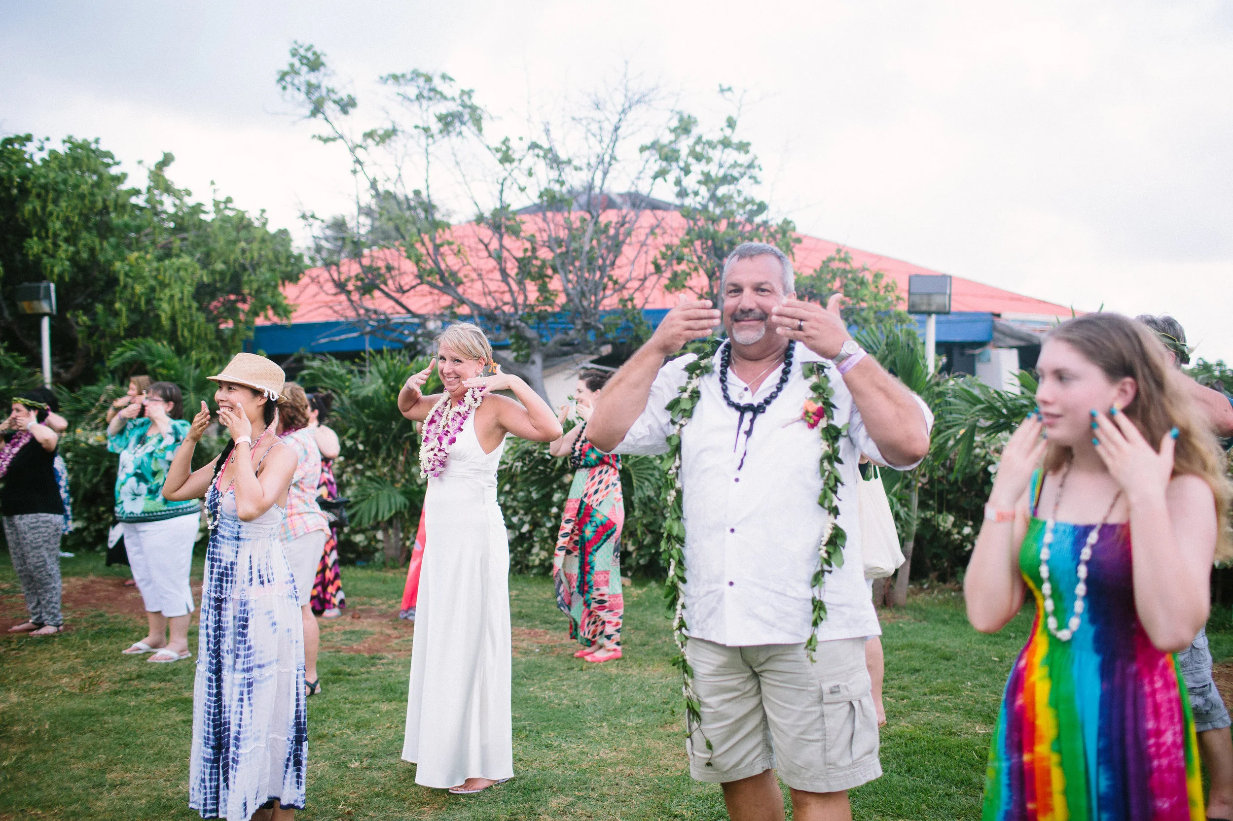 46-waimanalo-bay-beach-wedding.jpg