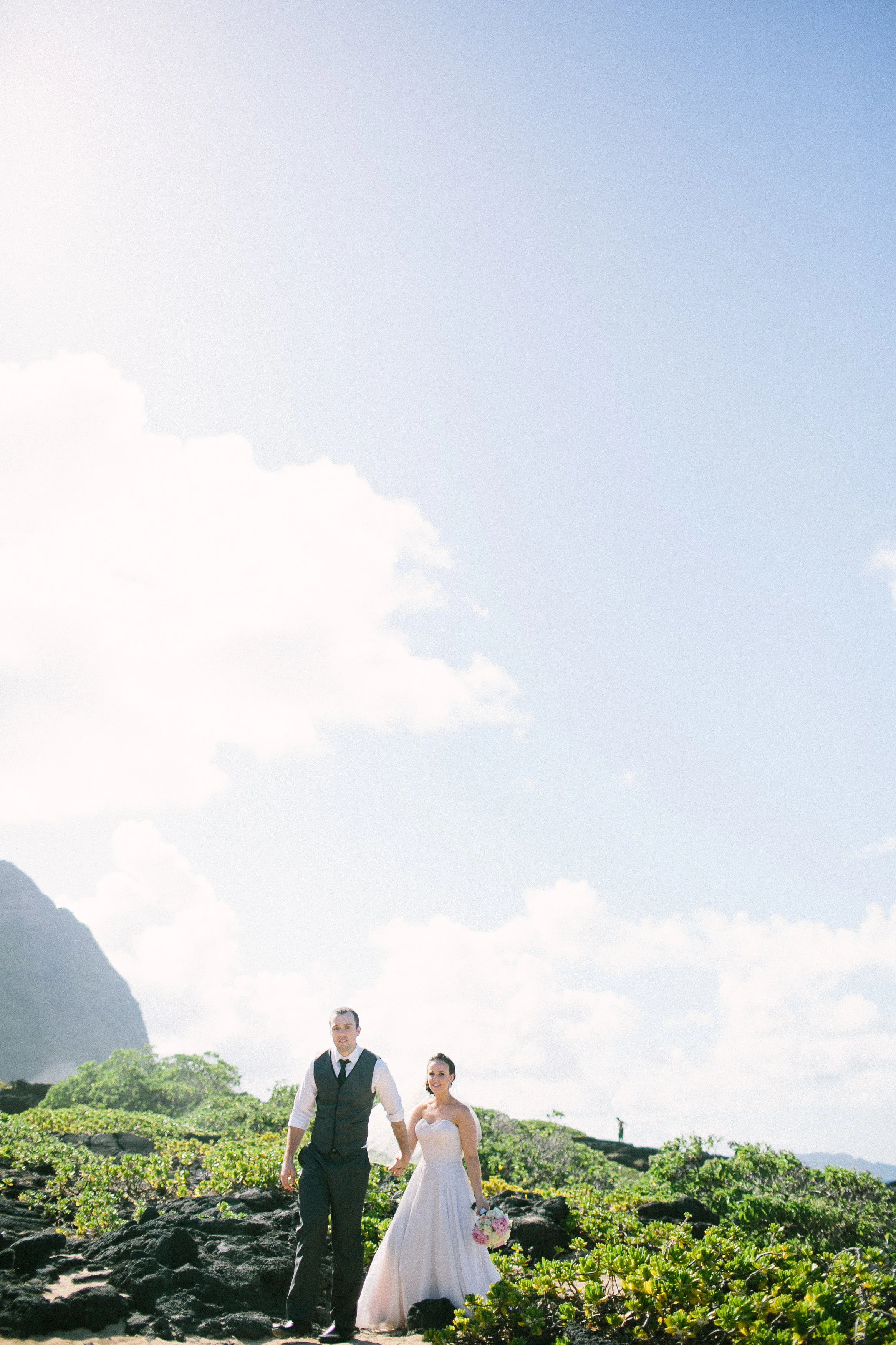 25-makapuu-beach-wedding-ceremony.jpg