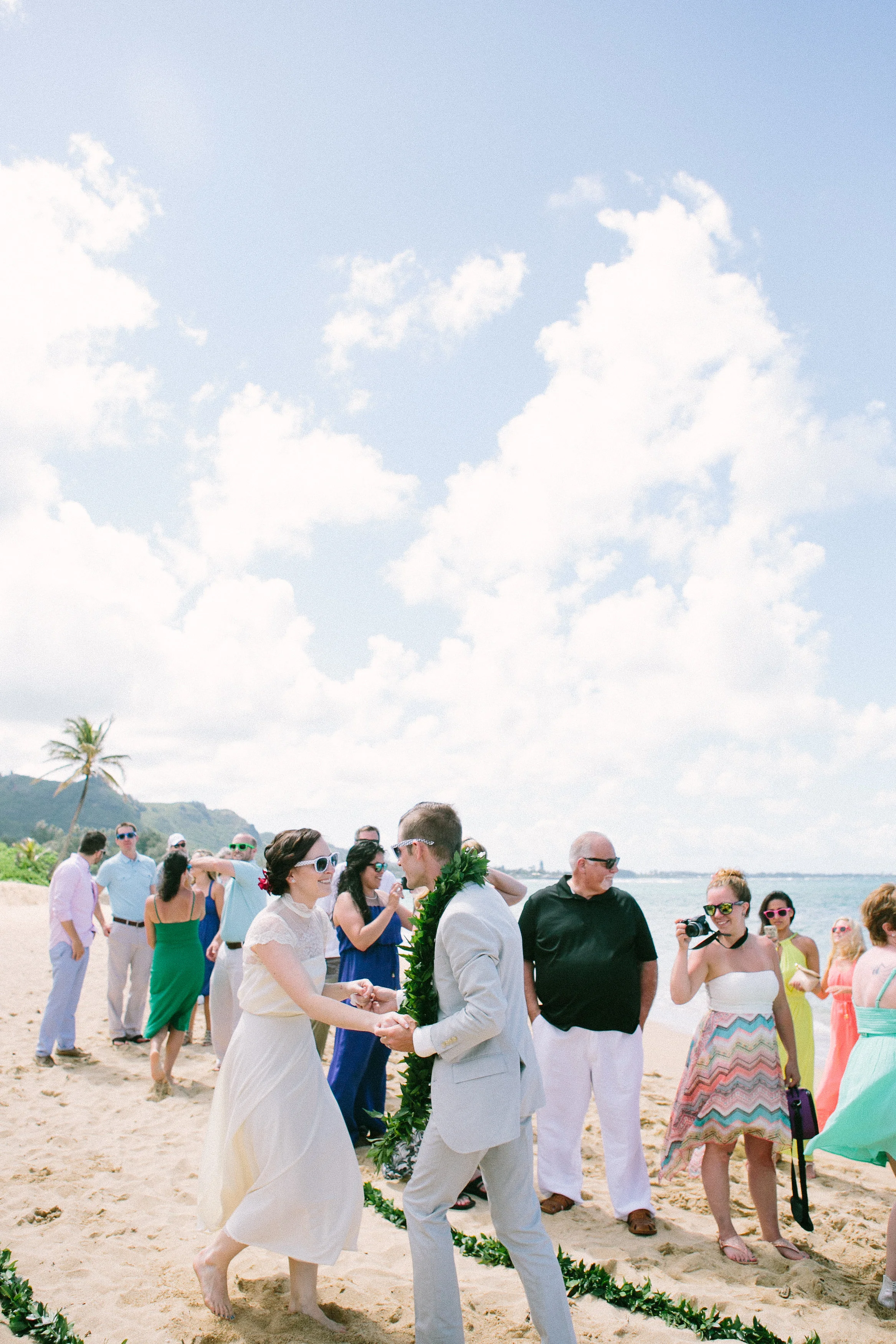 18-hauula-beach-wedding.jpg