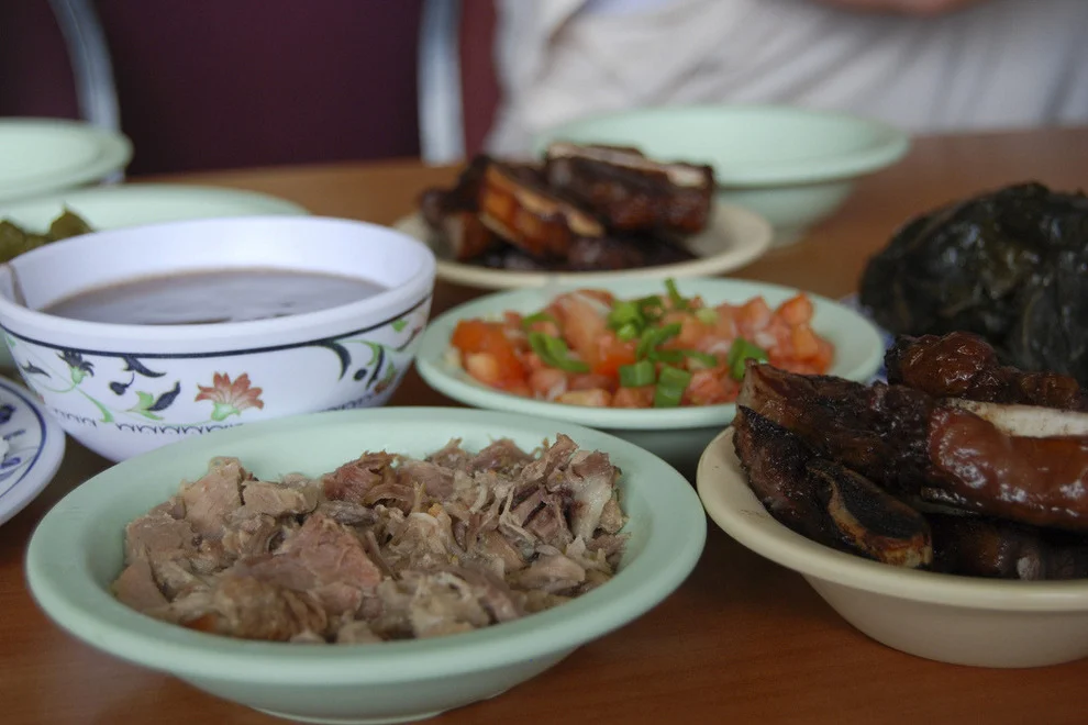 Helenas-Hawaiian-Food