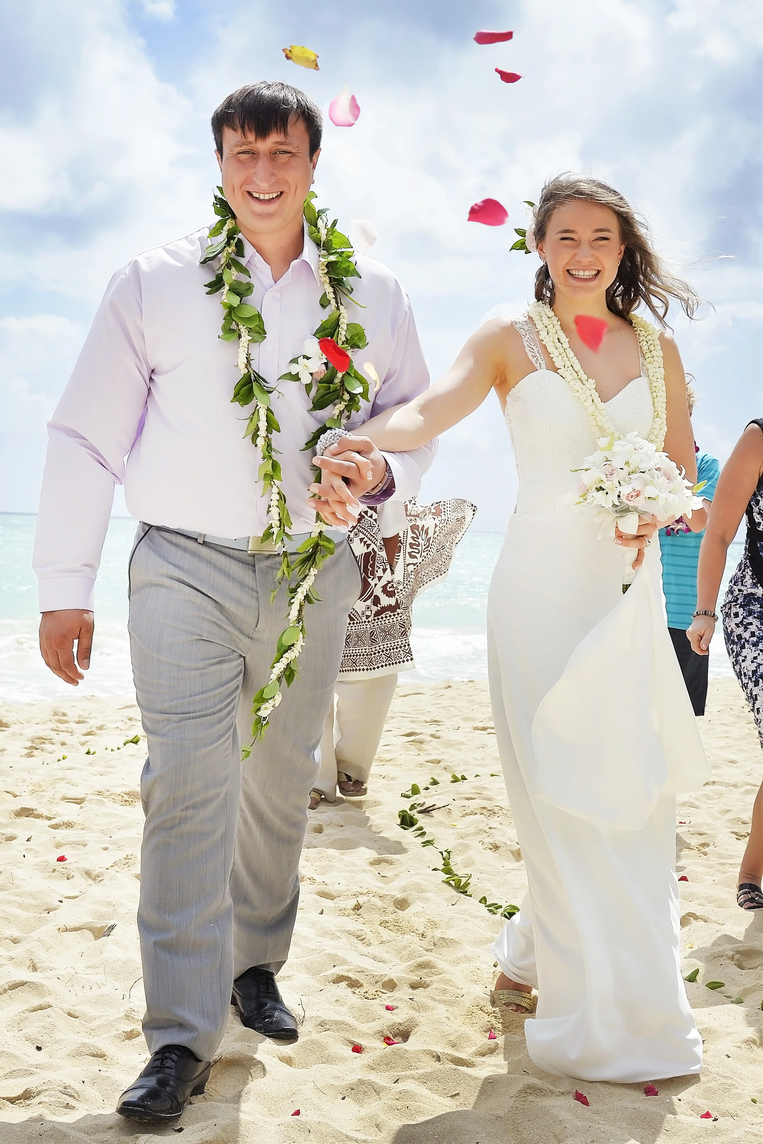 8-waimanlo-morning-beach-ceremony.jpg