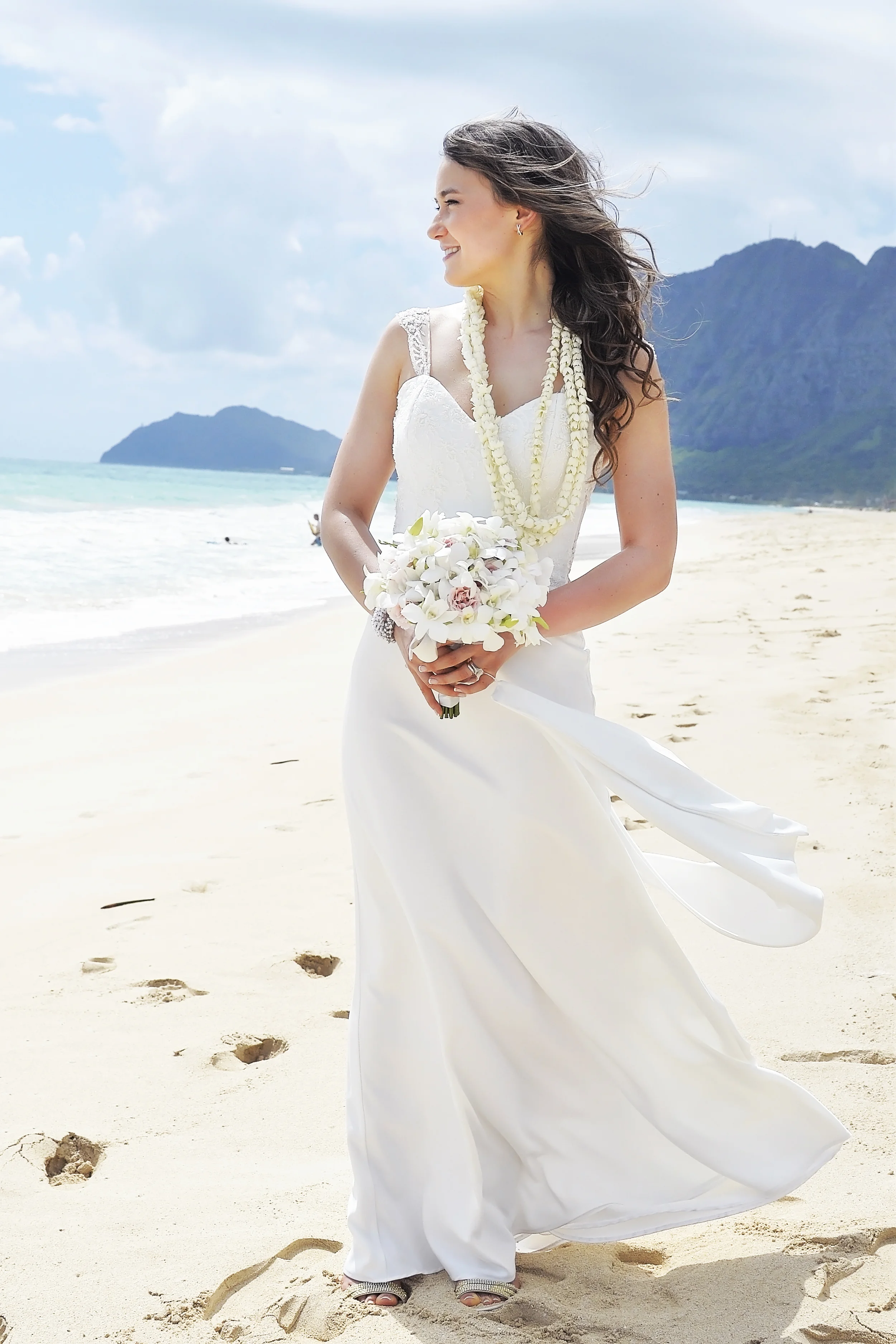 13-waimanlo-morning-beach-ceremony.jpg