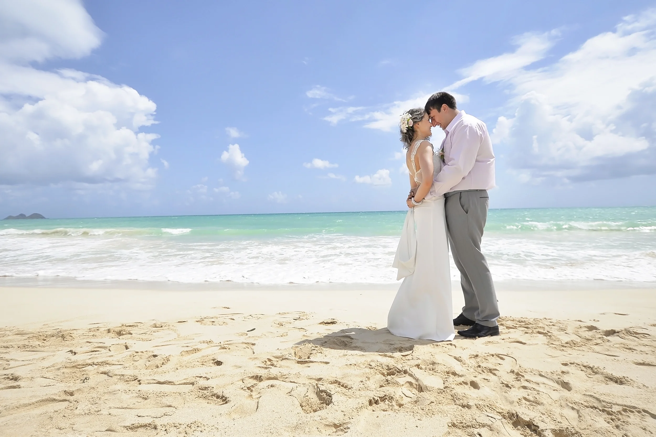 18-waimanlo-morning-beach-ceremony.jpg