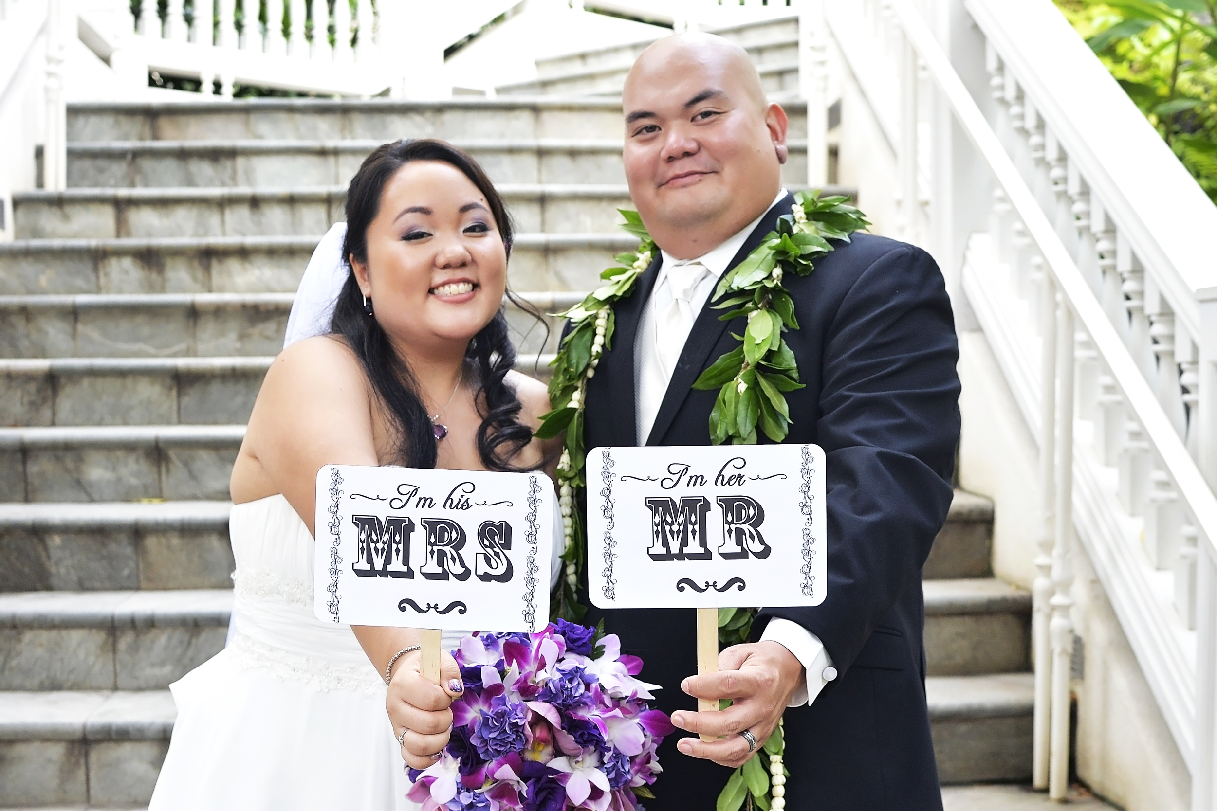 27-crystal-chapel-hilton-hawaiian-village-wedding.jpg