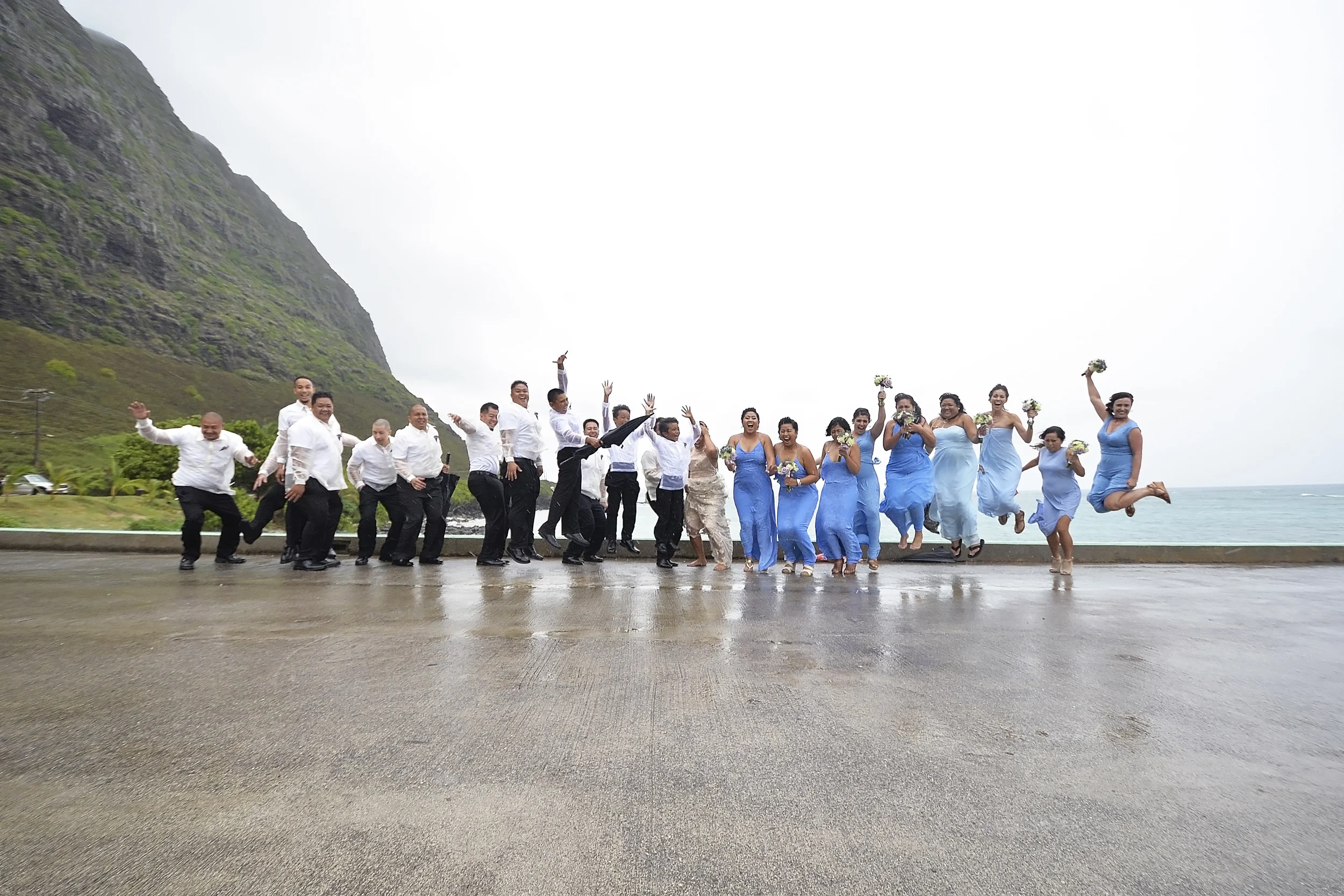 9-waimanalo-pier-wedding.jpg
