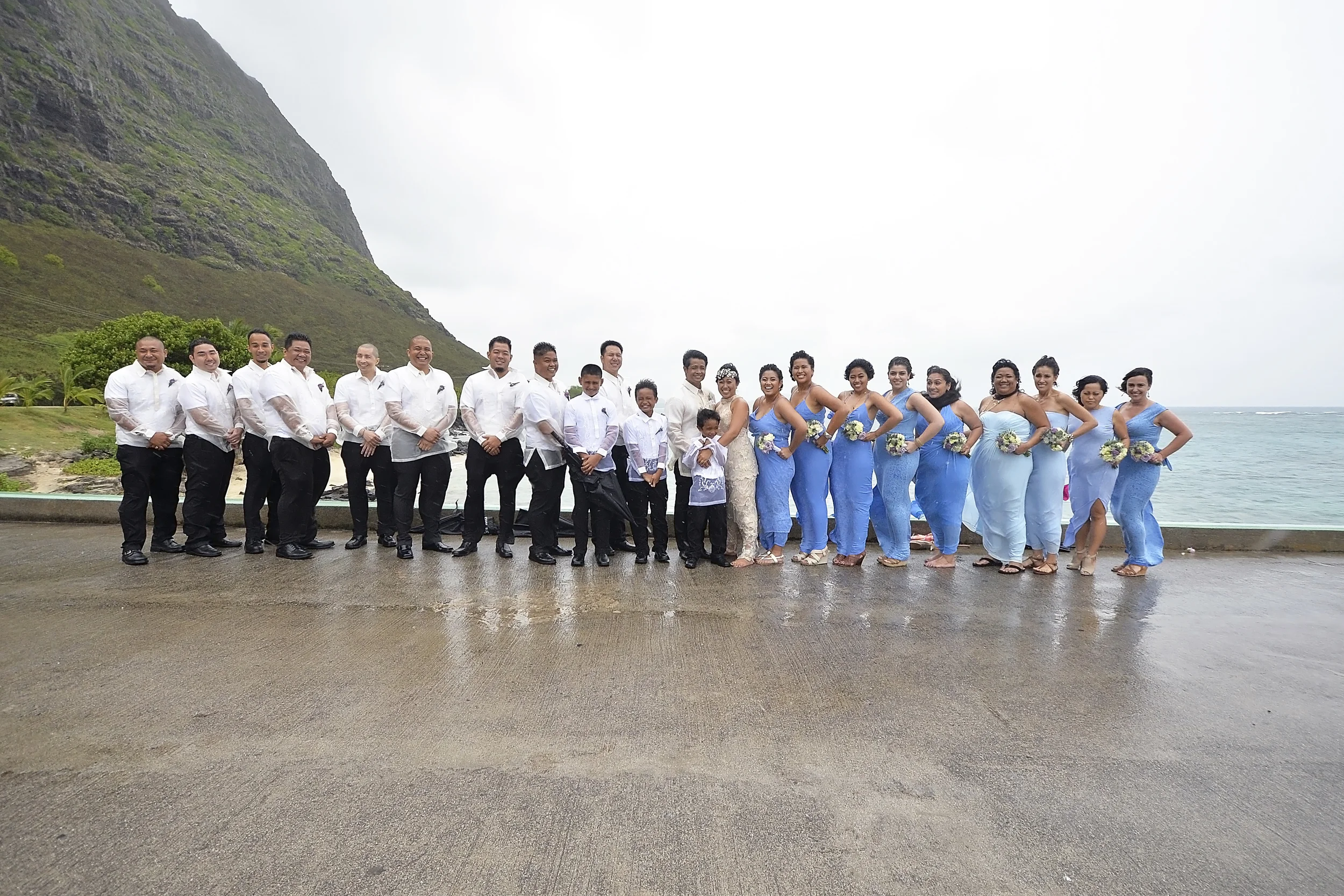 10-waimanalo-pier-wedding.jpg