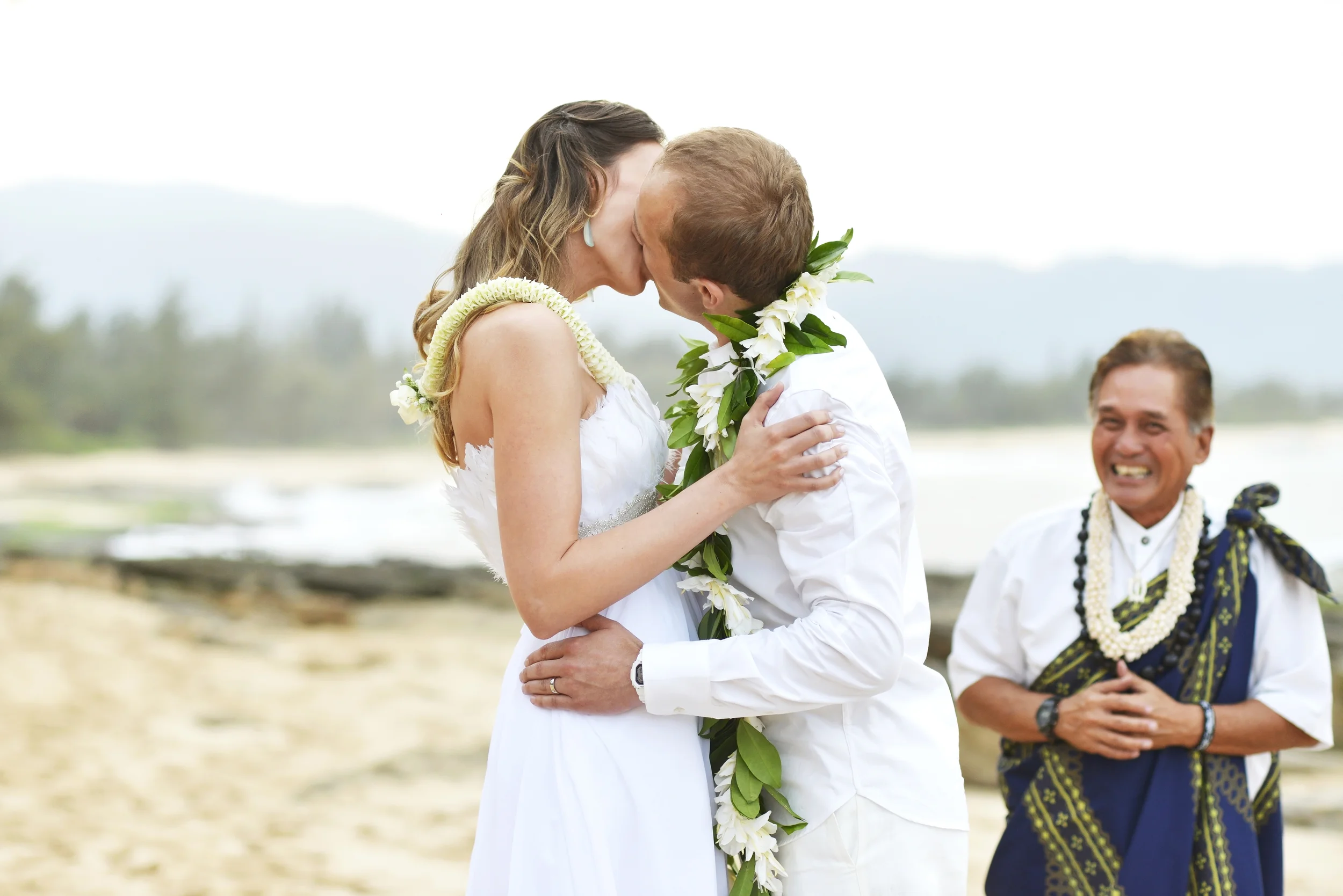 14-papailoa-beach-ceremony.jpg