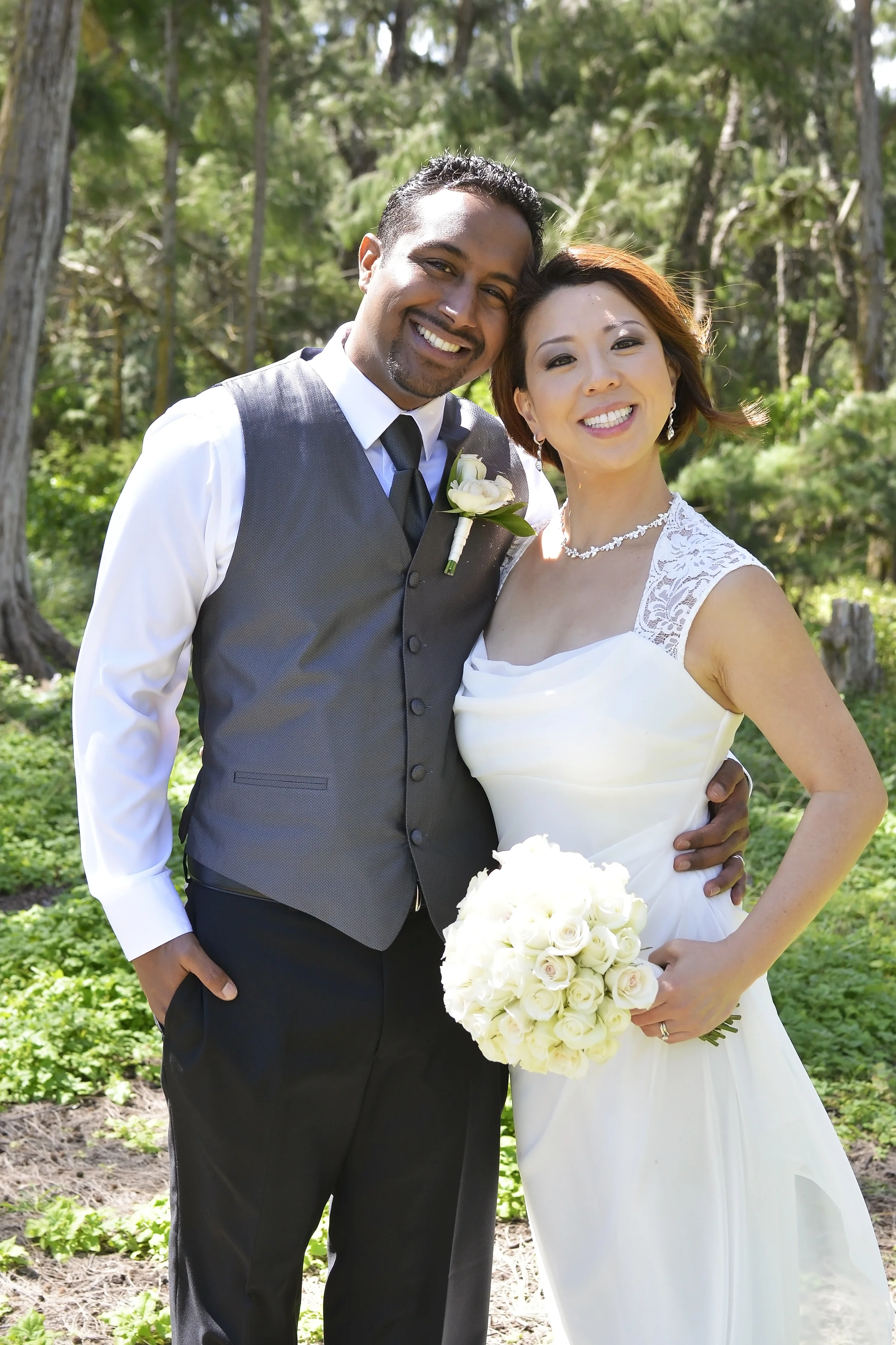 10-waimanalo-oahu-hawaii-wedding.jpg