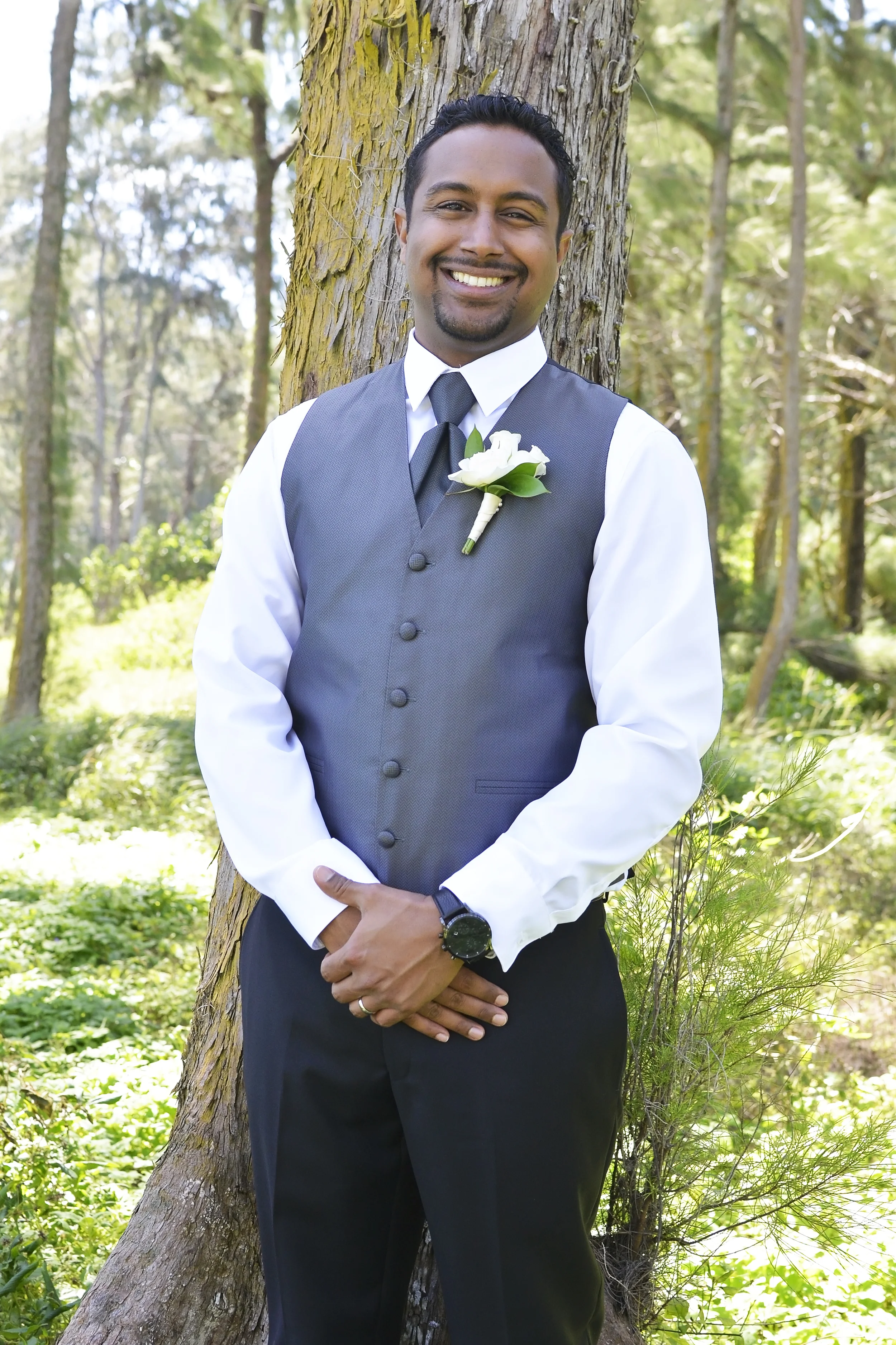 14-waimanalo-oahu-hawaii-wedding.jpg