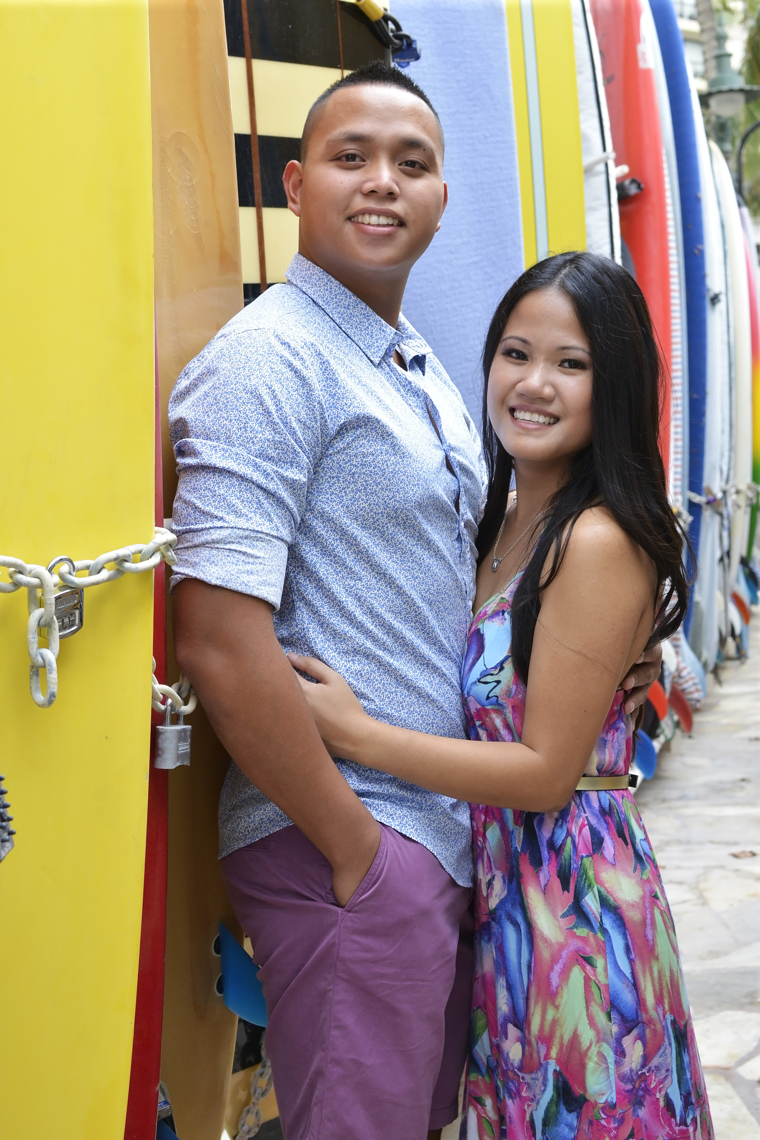 3-waikiki-engagement-shoot.jpg