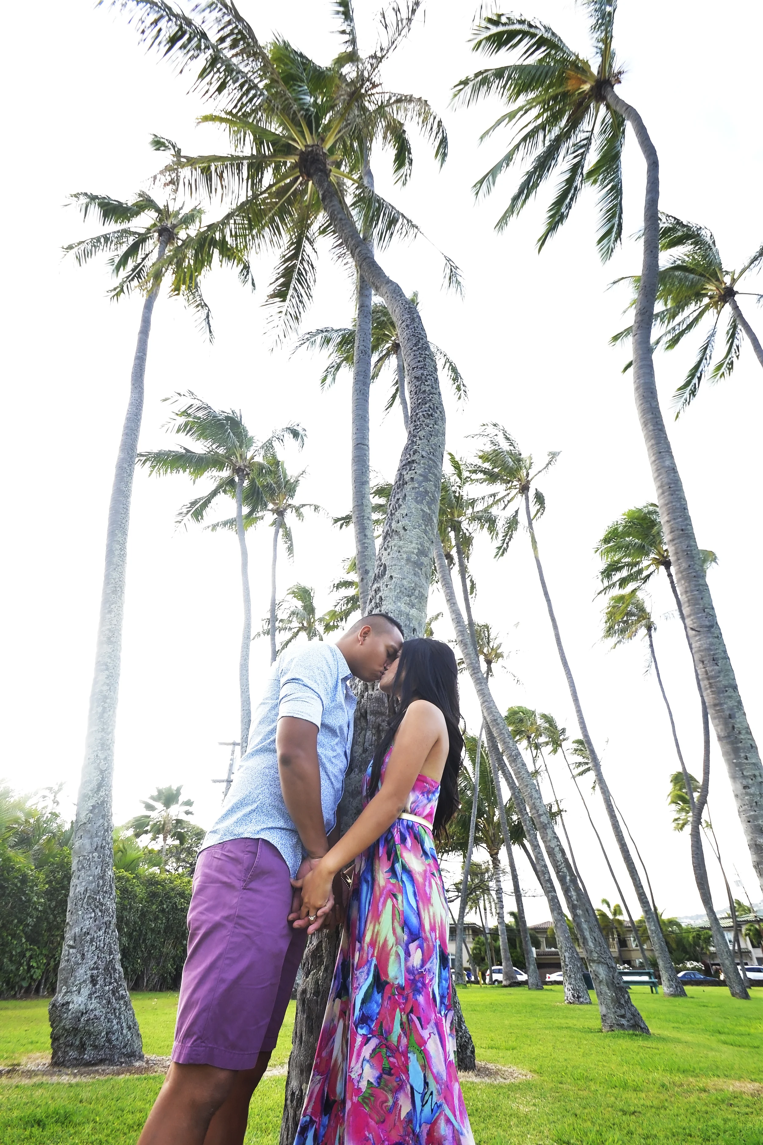 5-waikiki-engagement-shoot.jpg