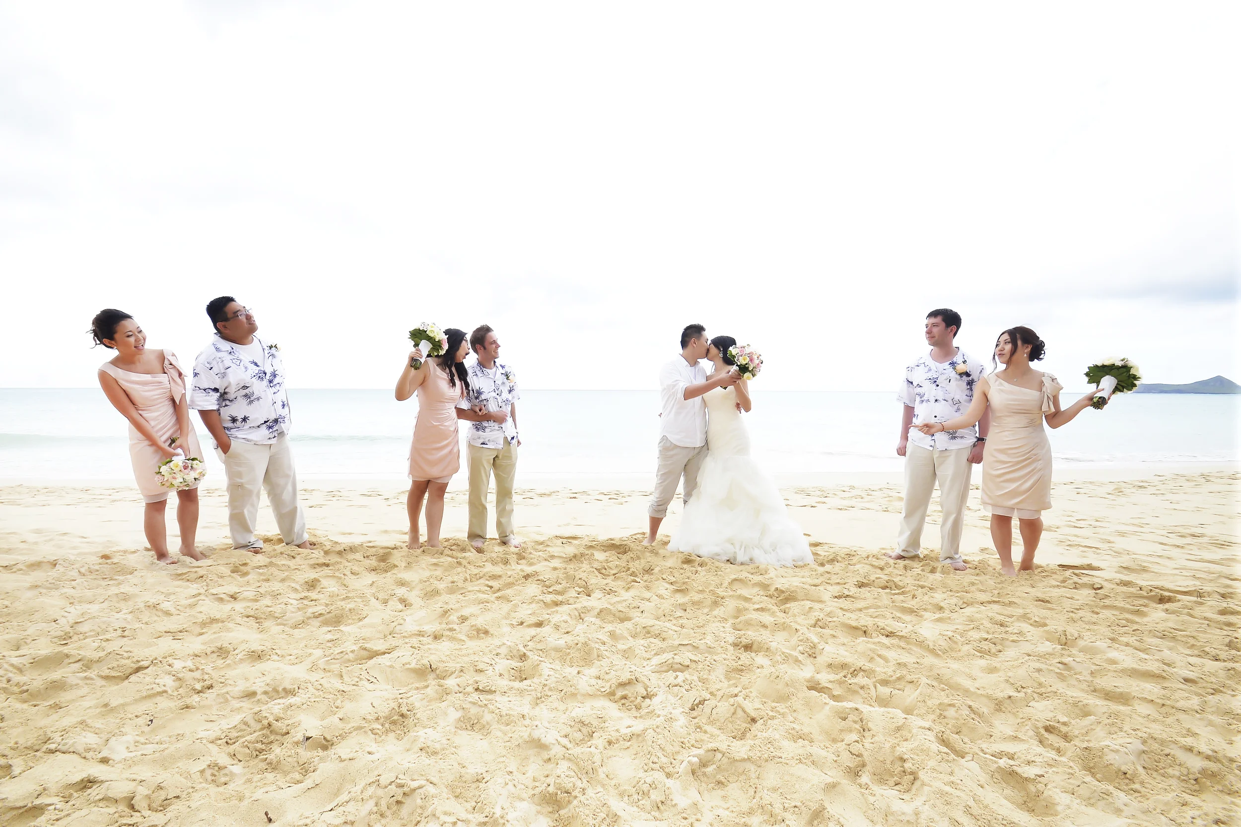 21-waimanalo-bay-beach-hawaii-wedding.jpg