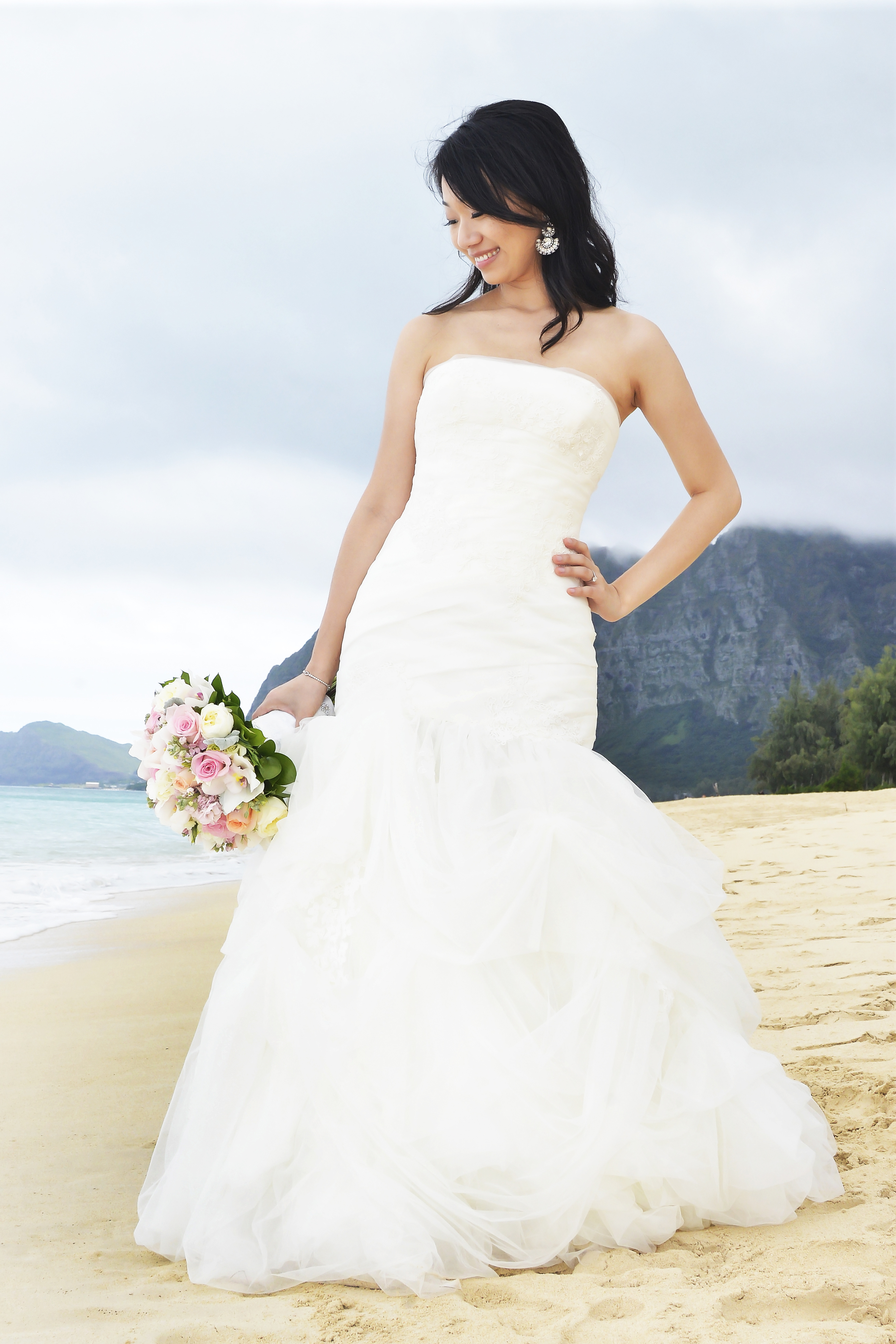 29-waimanalo-bay-beach-hawaii-wedding.jpg