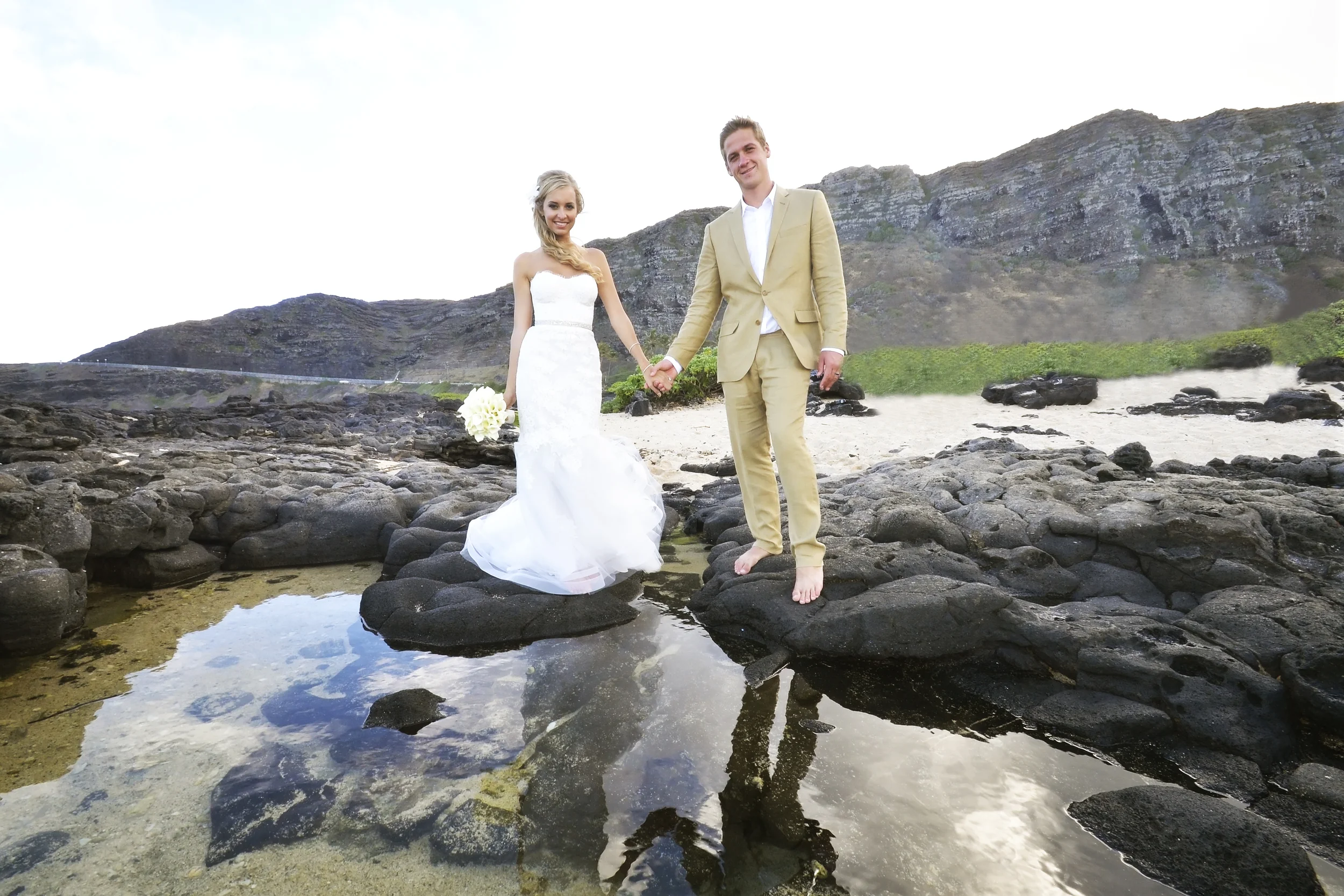 23-makapuu-beach-wedding.jpg
