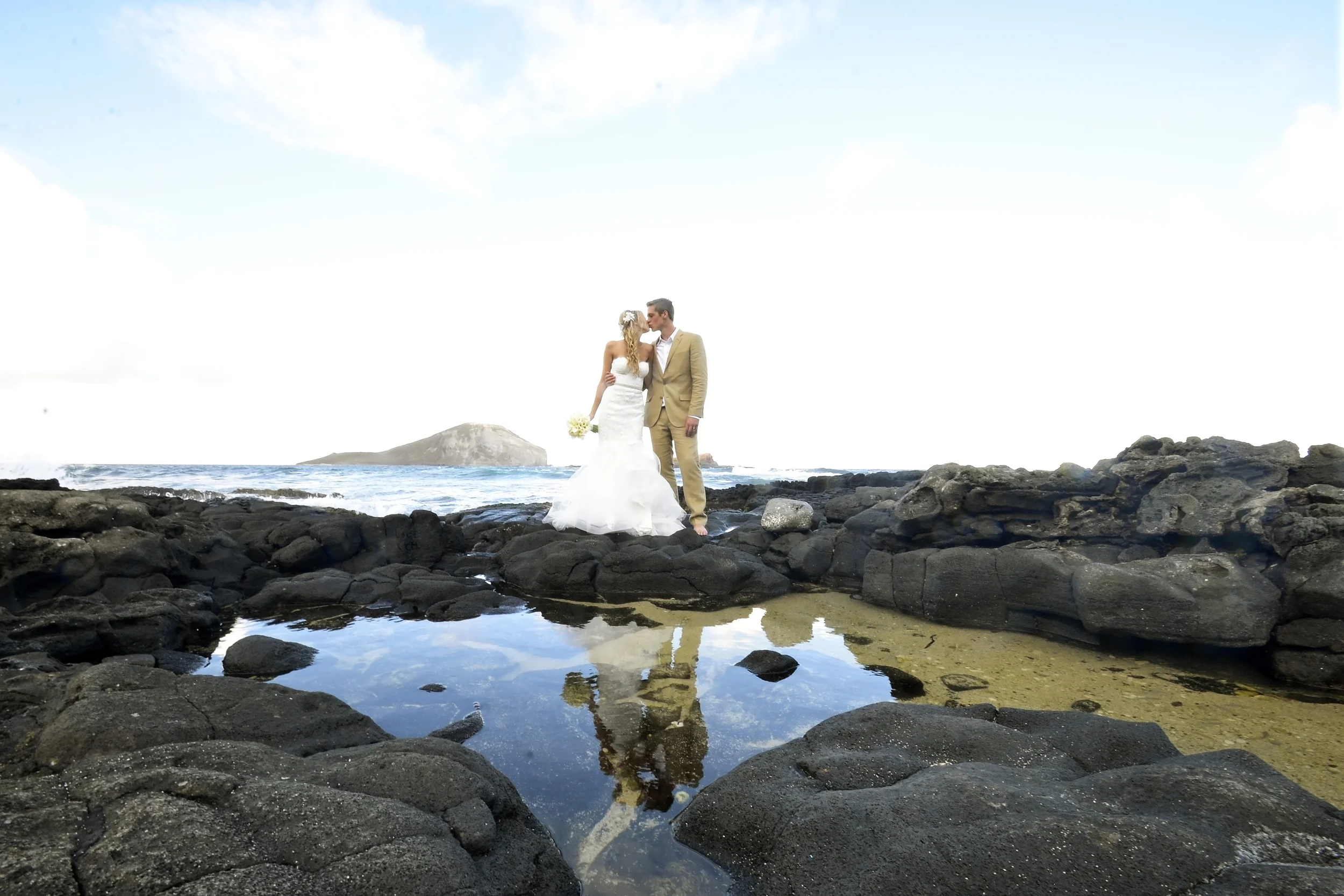 24-makapuu-beach-wedding.jpg