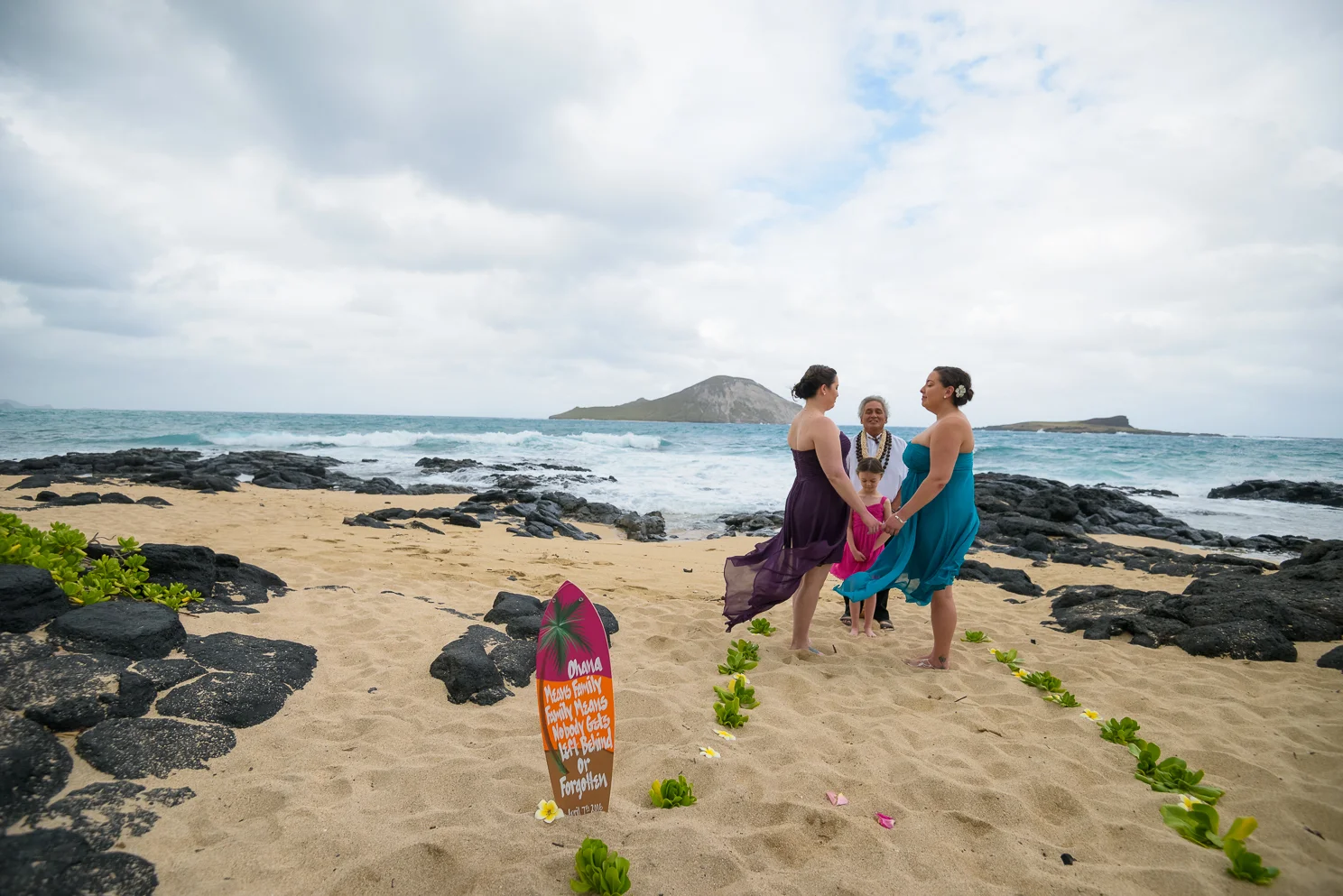 7-makapuu-beach-ceremony.jpg