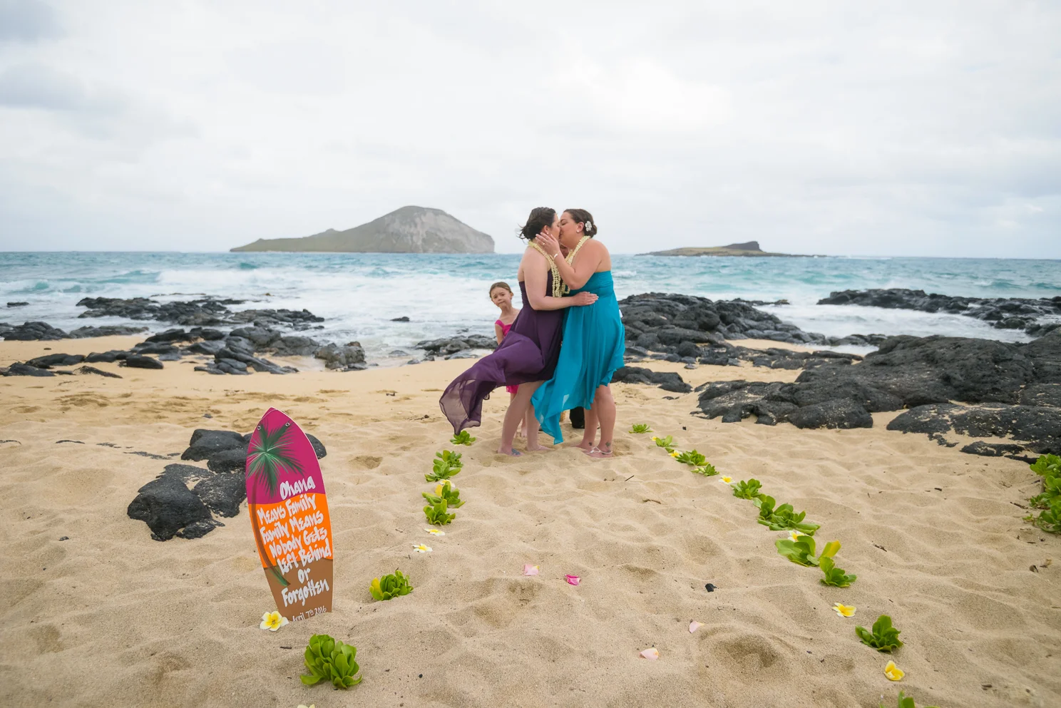 24-makapuu-beach-ceremony.jpg
