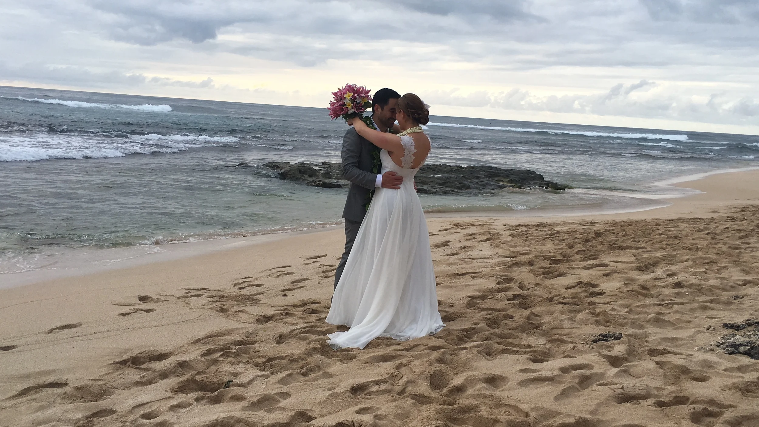 oahu-beach-wedding