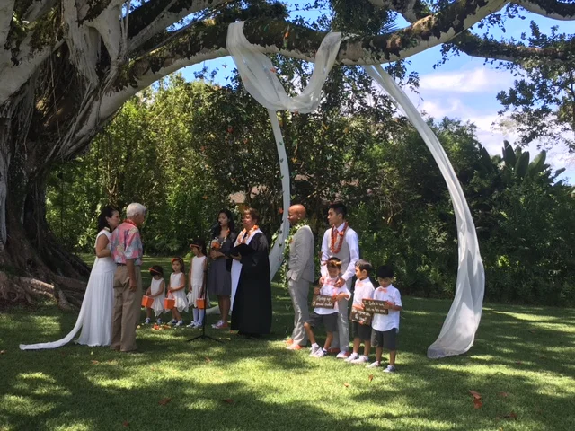 3-oahu-estate-wedding.JPG