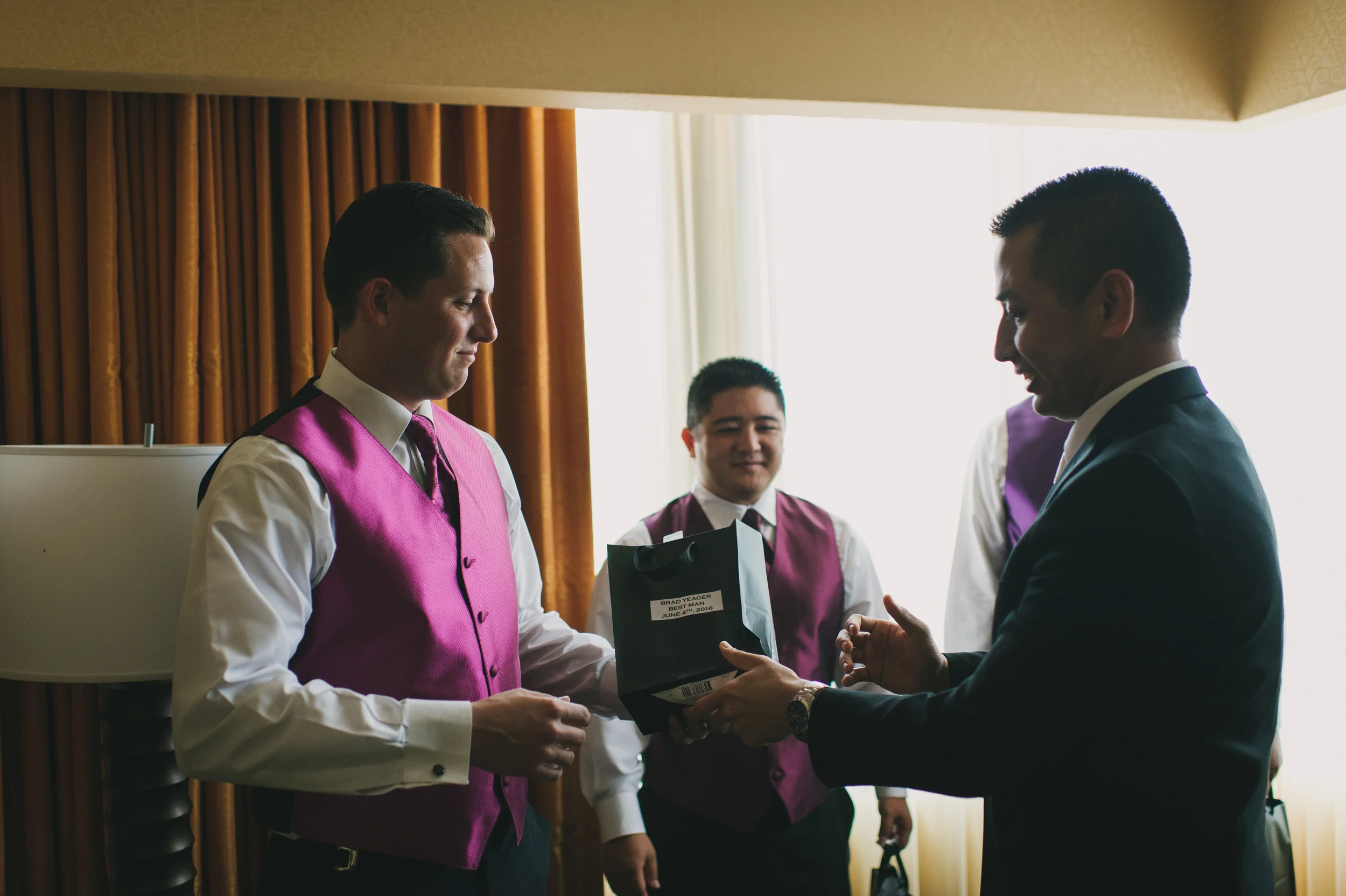 8-waikiki-hotel-wedding.jpg