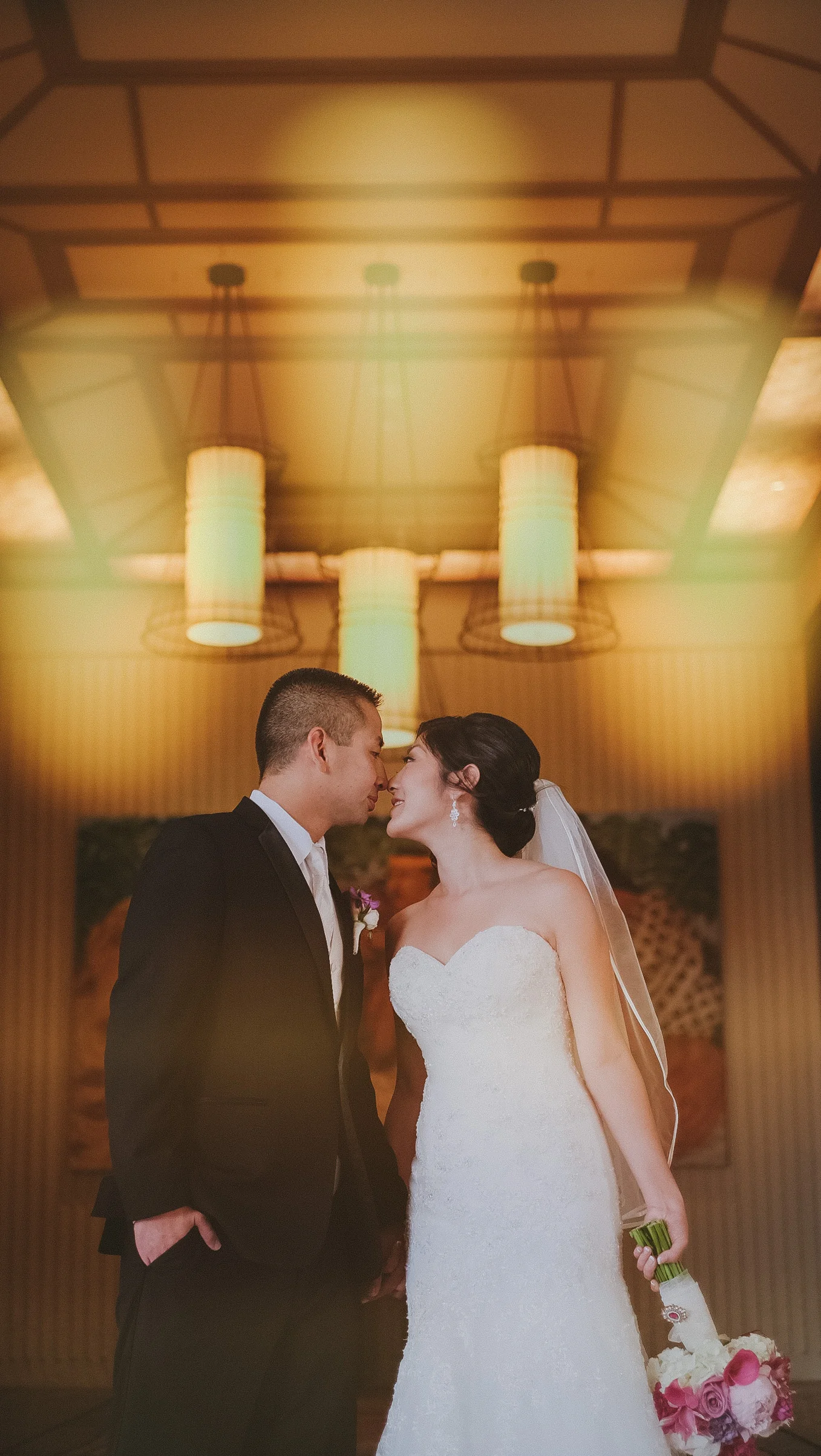 21-waikiki-hotel-wedding.jpg