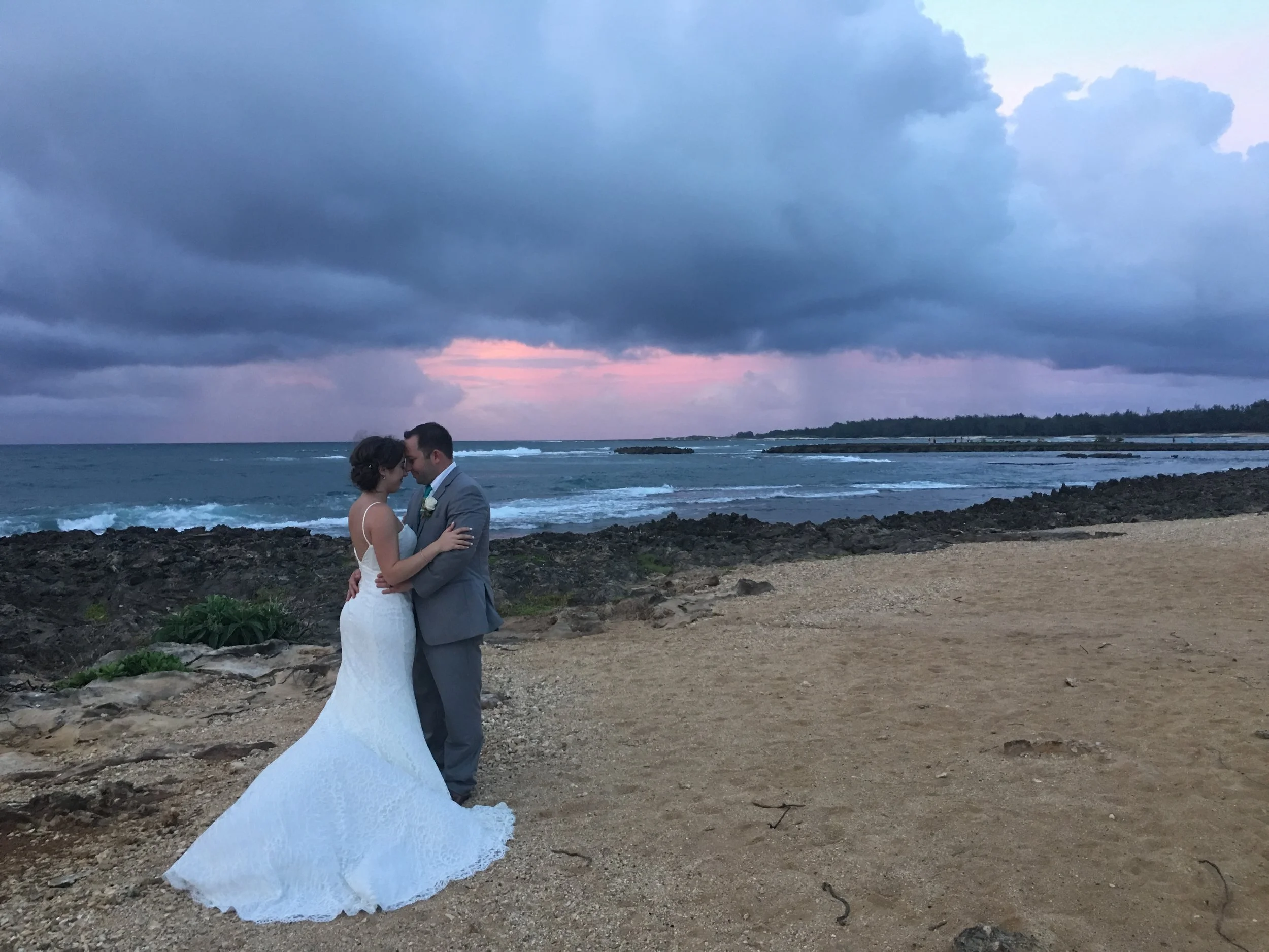 sunset-hawaii-wedding