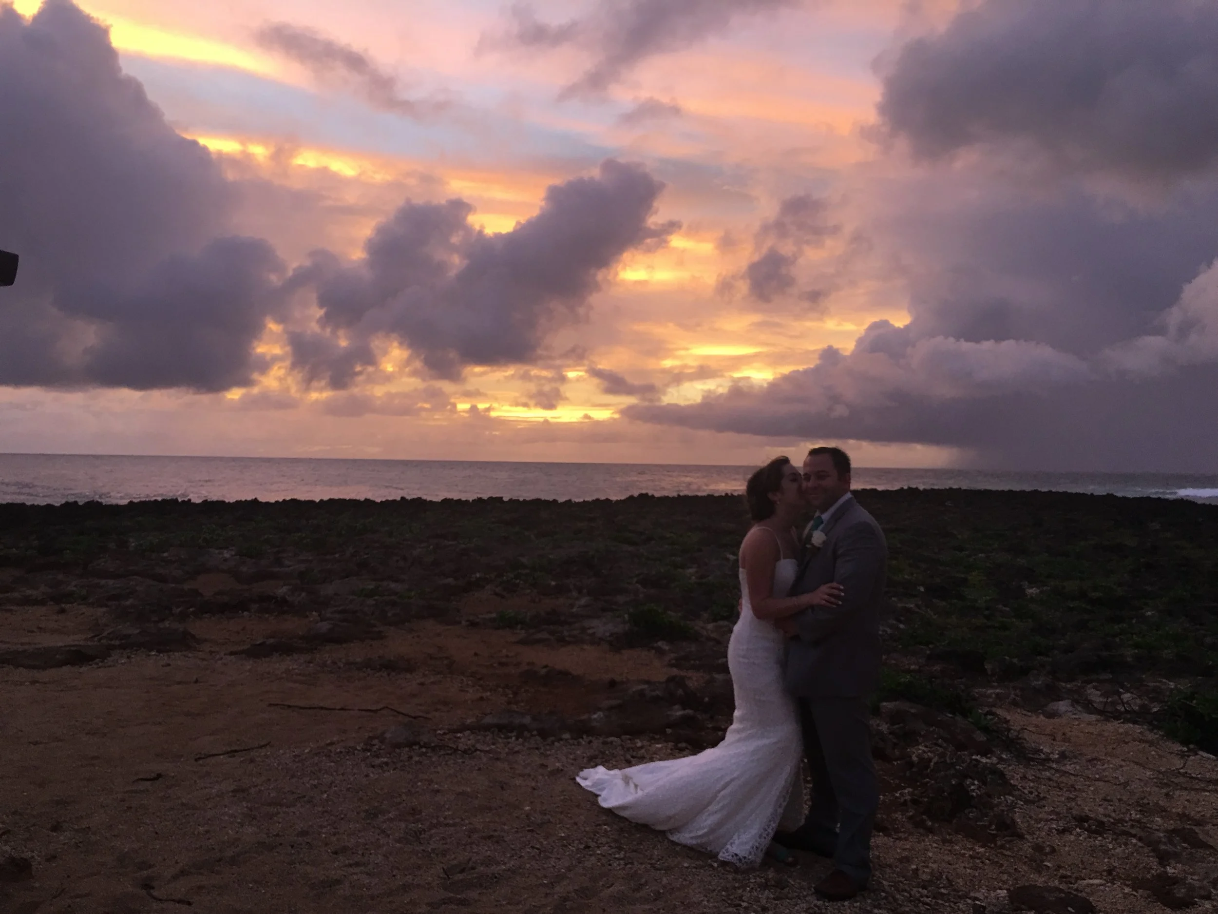 hawaii-sunset-wedding
