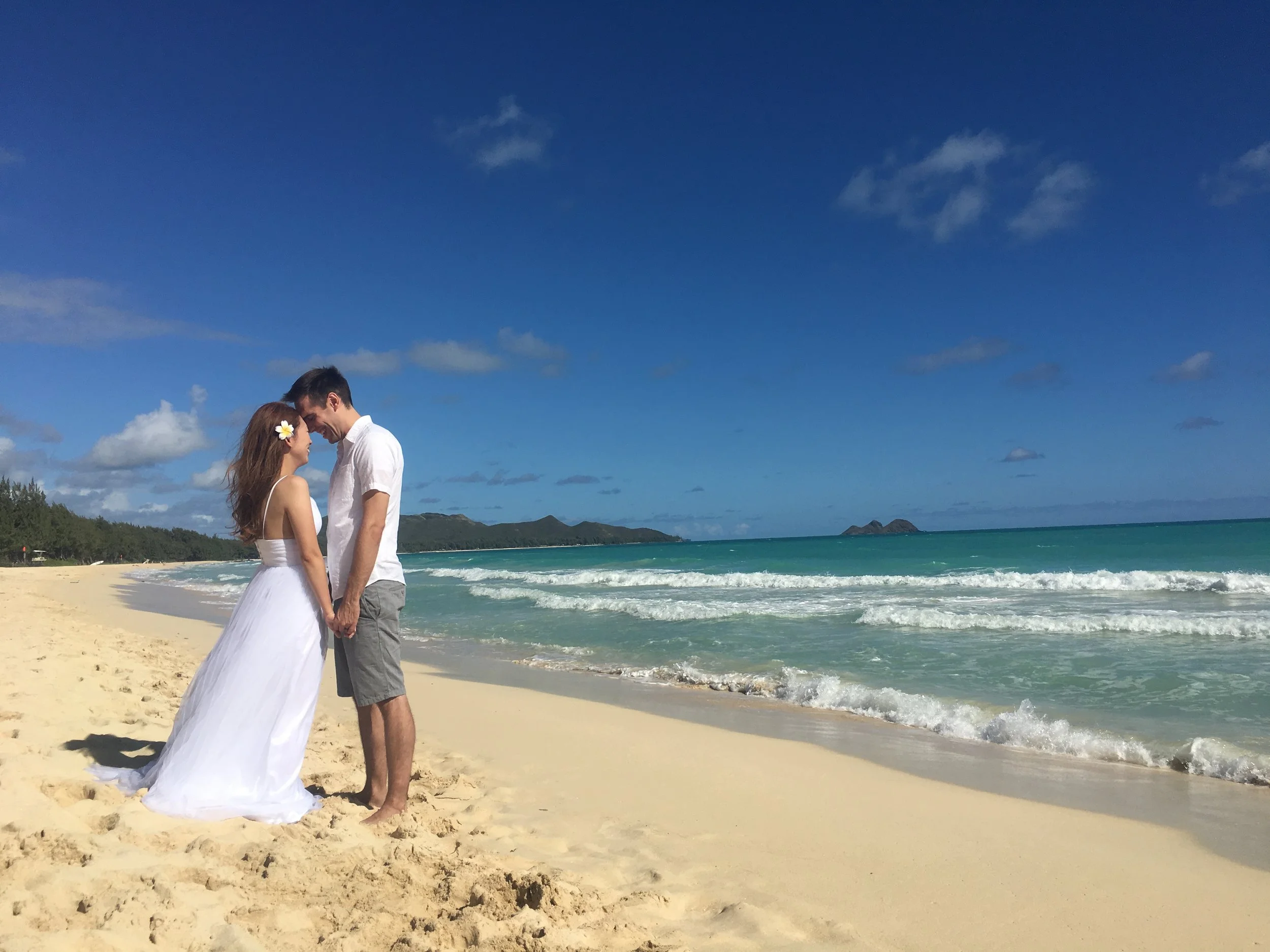 1-waimanalo-oahu-beach-wedding.JPG