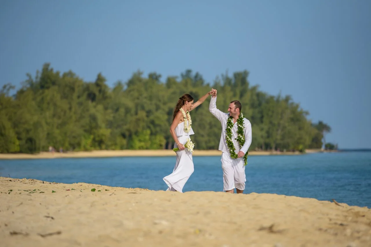 hawaii-beach-wedding