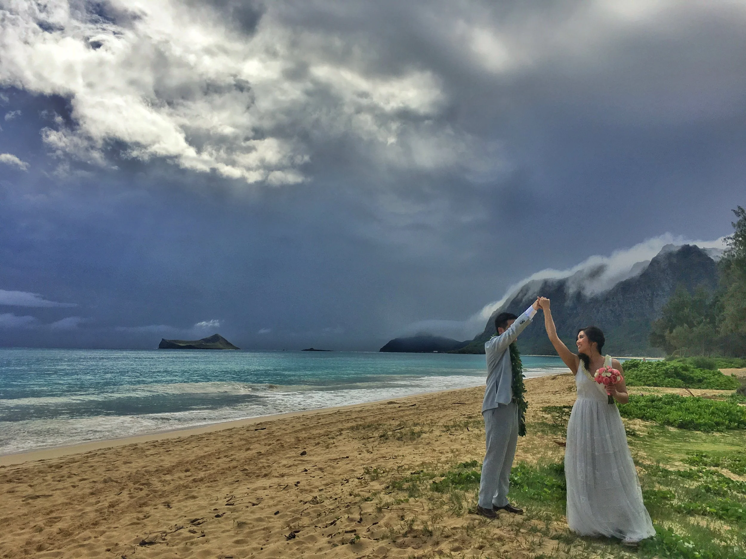 waimanalo-beach-wedding-1.jpg